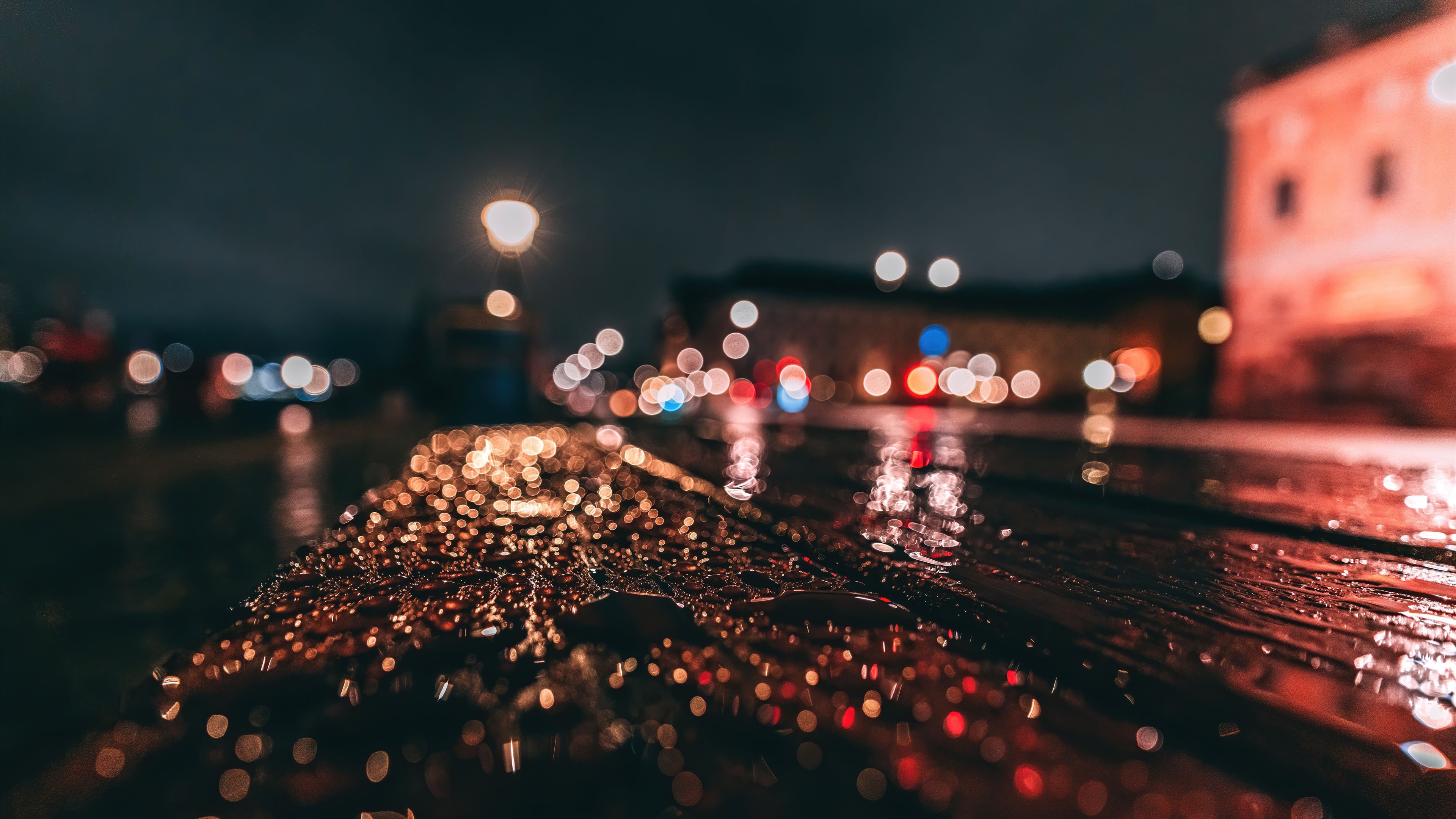 夜景 灯光 雨后  公路 文艺