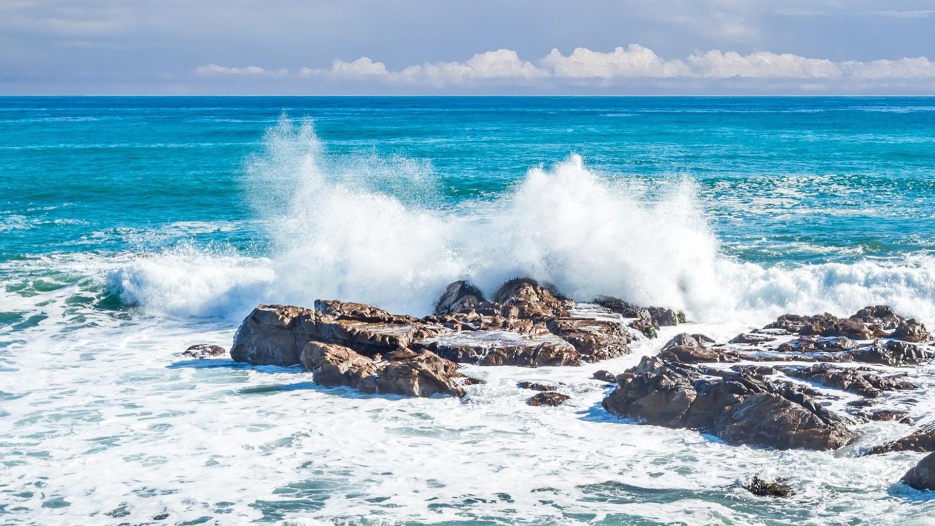 海洋天堂 海浪 礁石
