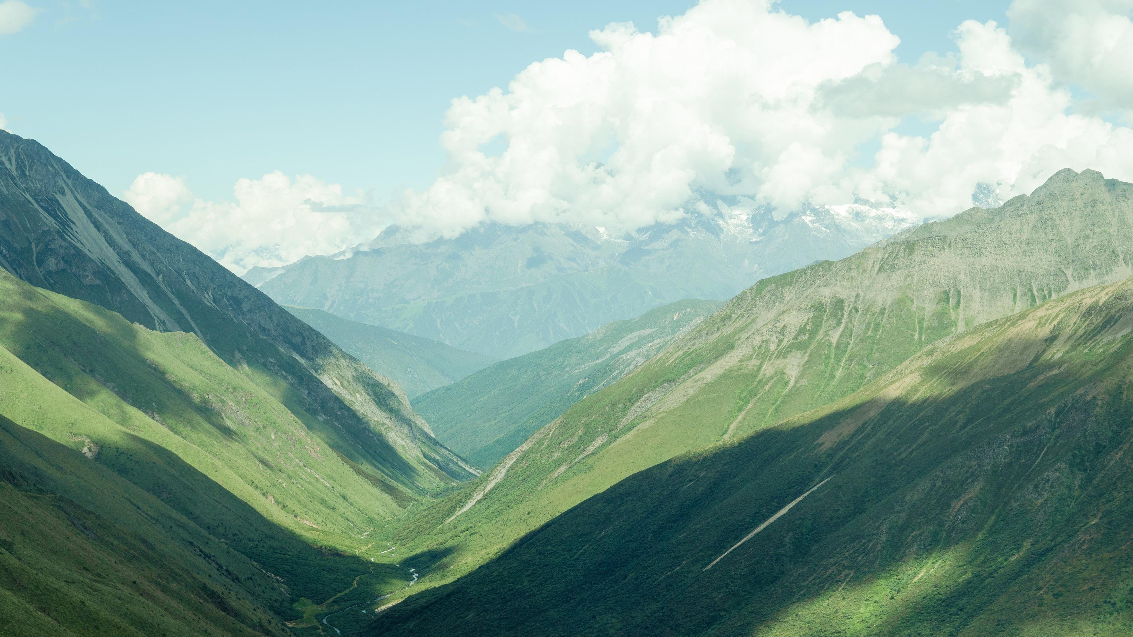 自然风光  山水  绿色  山脉