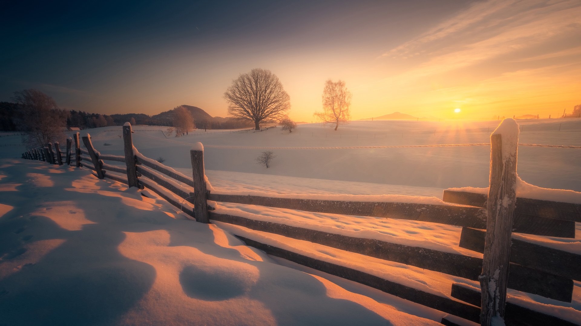 冰天雪地  雪地  日落  木珊栏  风景