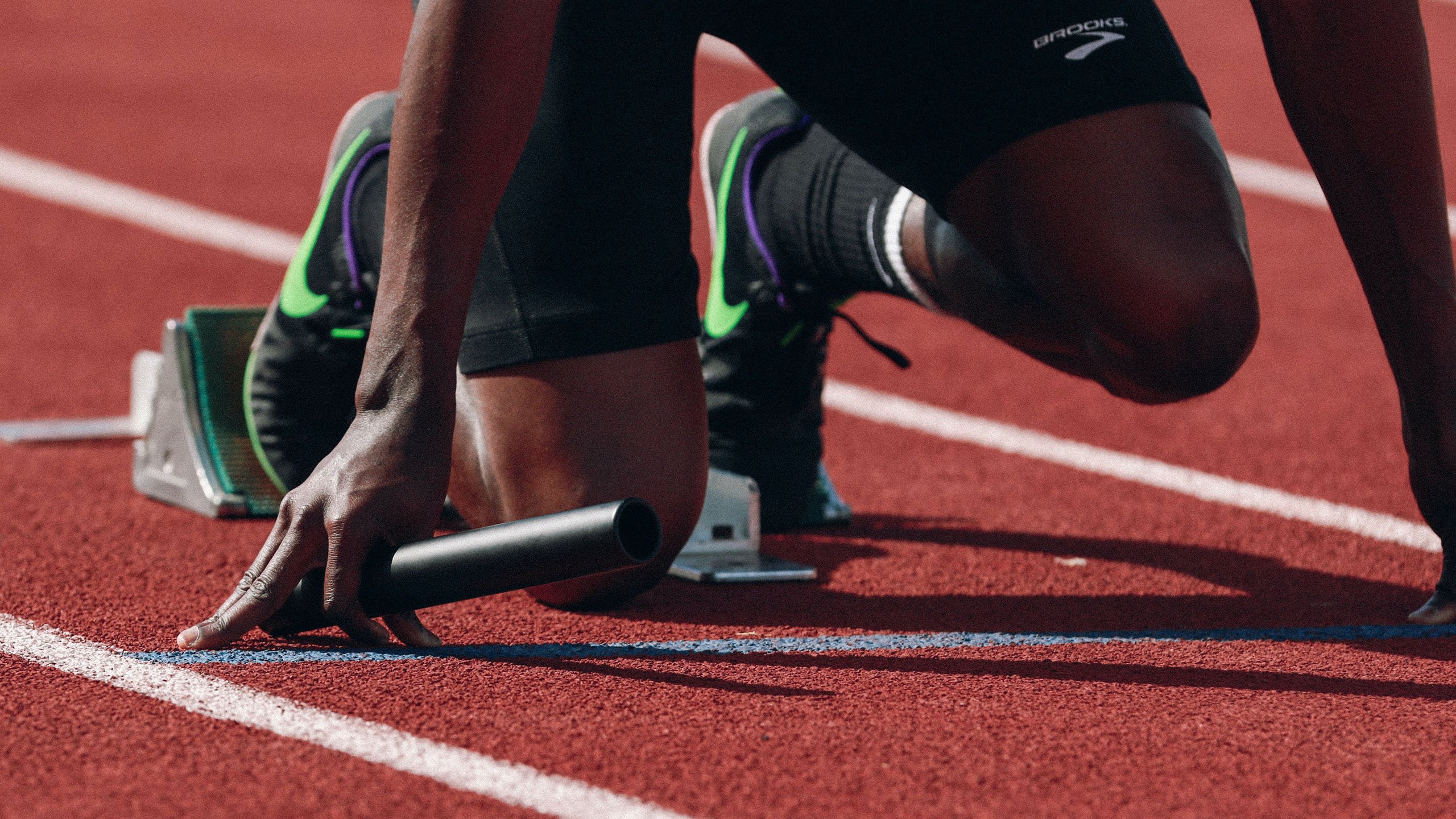 起跑线 接力棒 比赛 田径