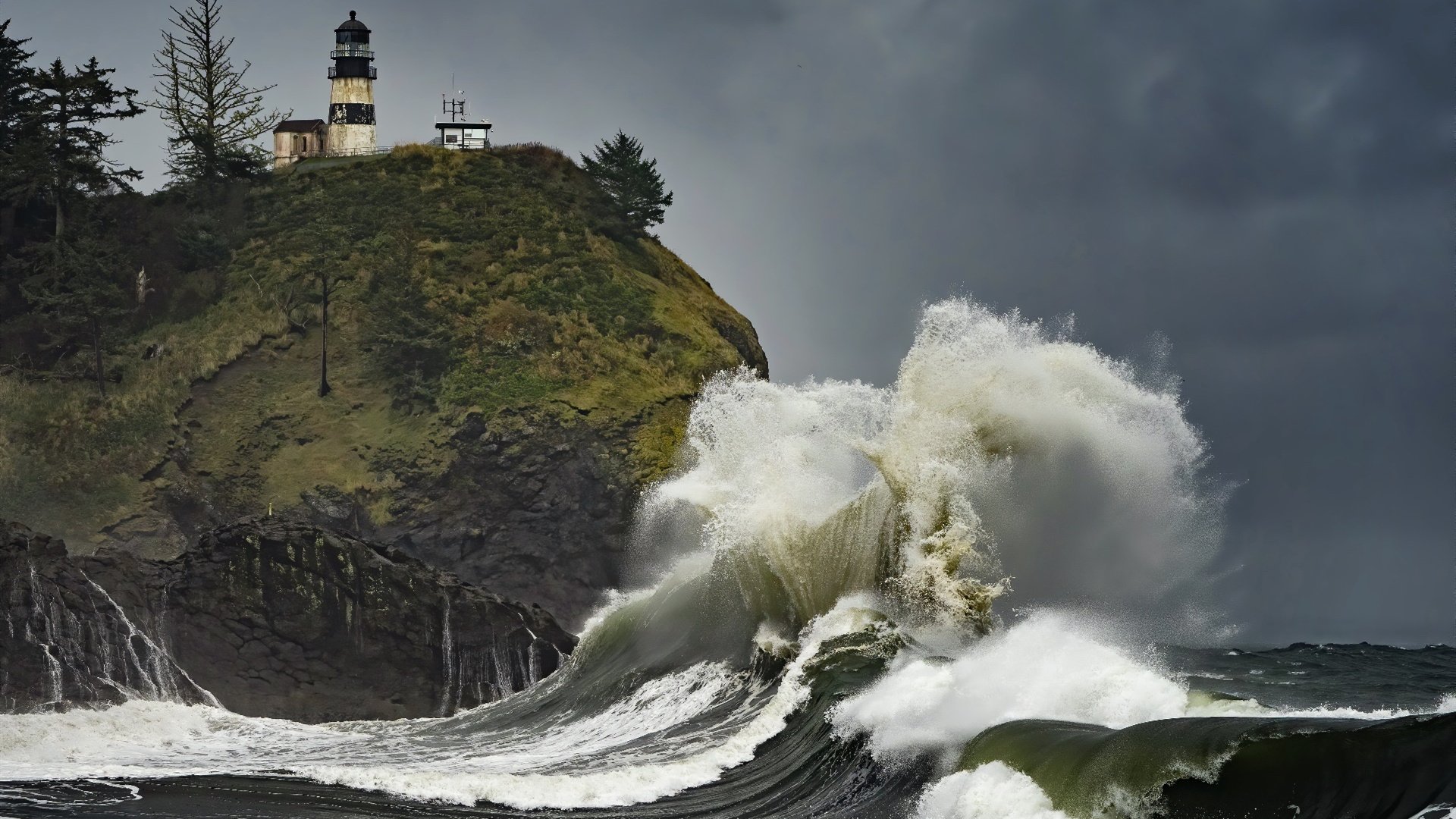 灯塔 海浪 巨浪