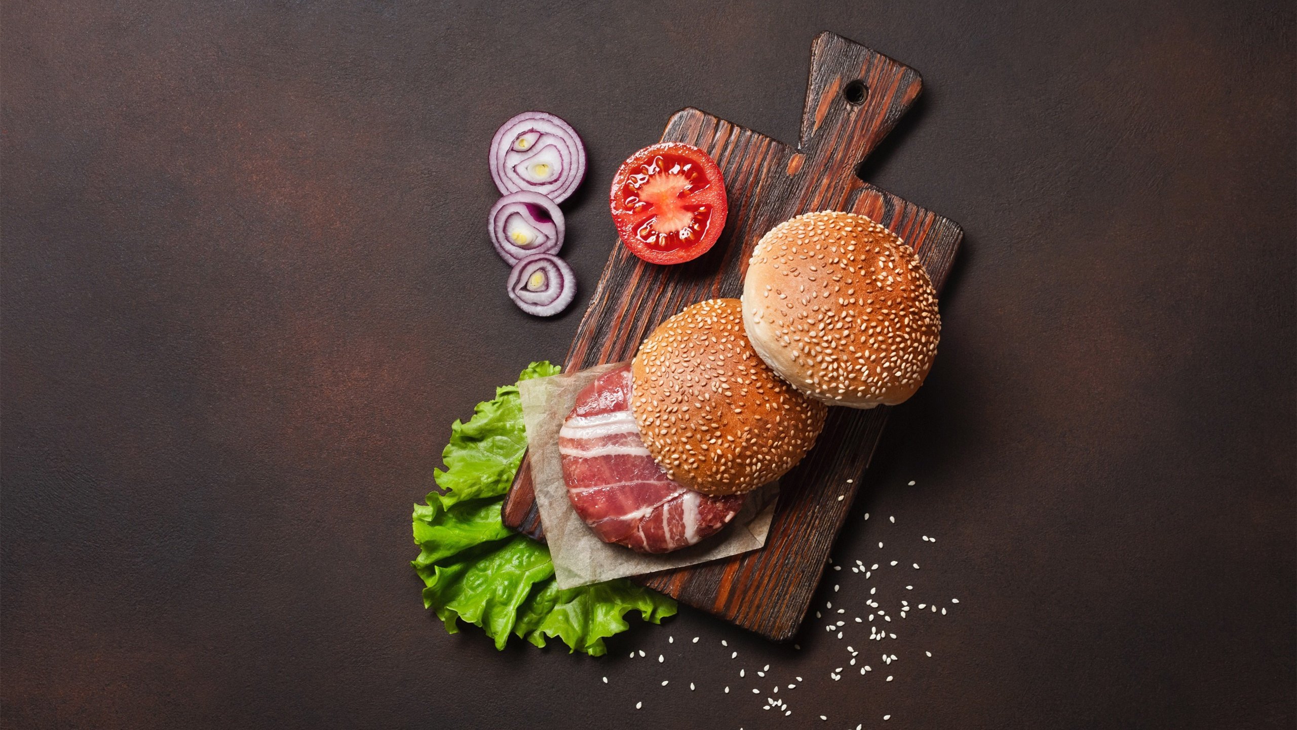 舒缓压力 面包 肉排 洋葱 番茄 生菜