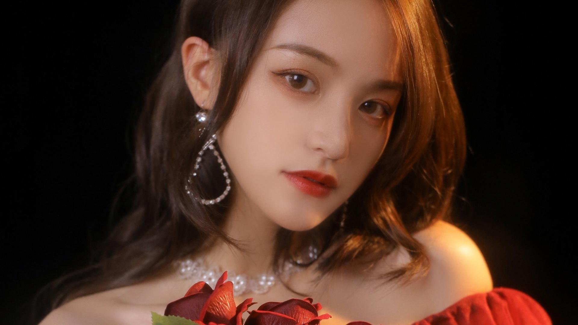 清纯  红裙 一字肩  娇媚