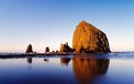 风景 自然风光 蓝天 湖面 石头 儿童桌面专用