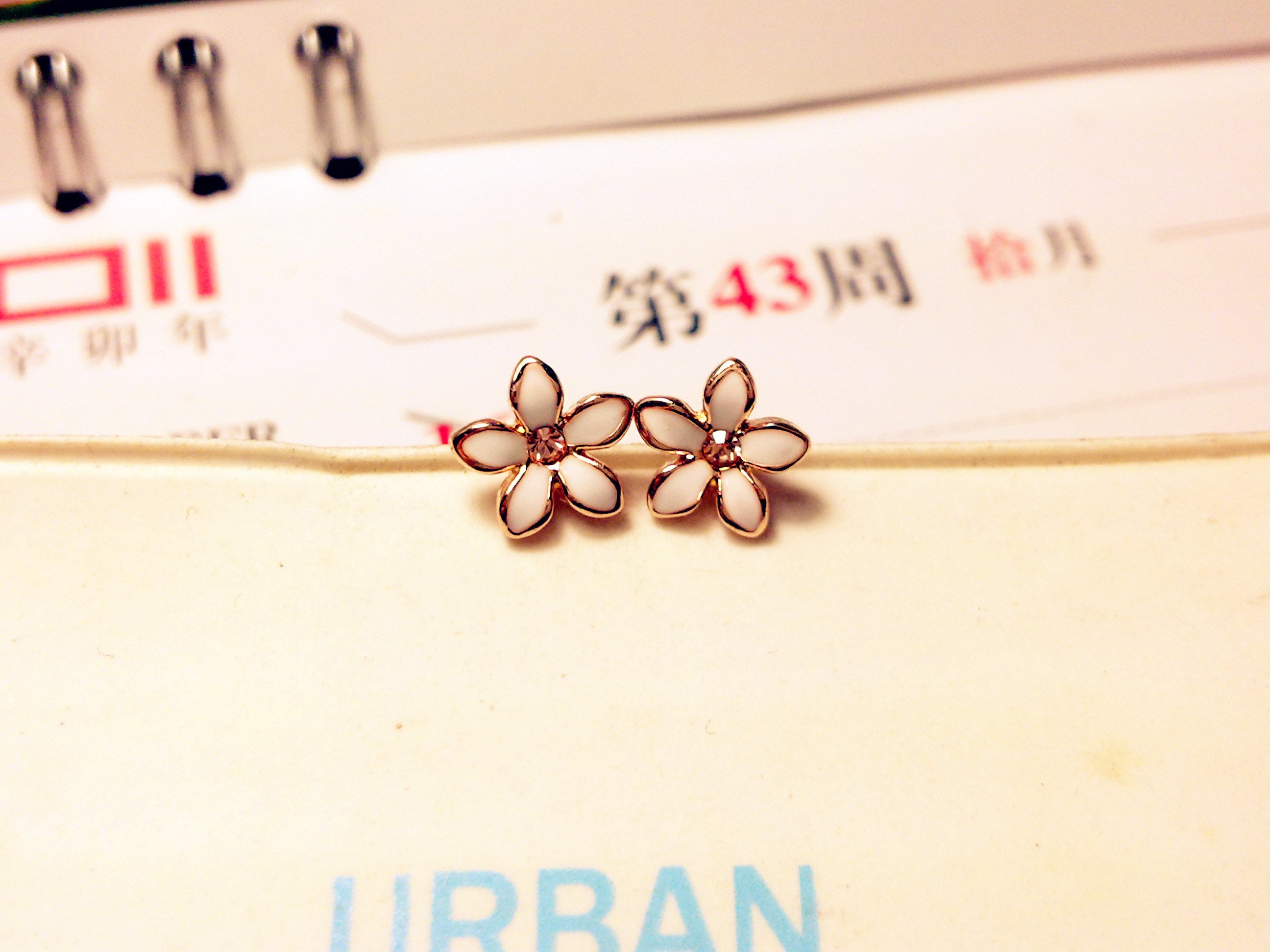 小清新 唯美 温馨 温暖 阳光 治愈系 安静 生活 慢生活 清新淡雅 温馨一刻 静物写真 物语  耳钉 首饰