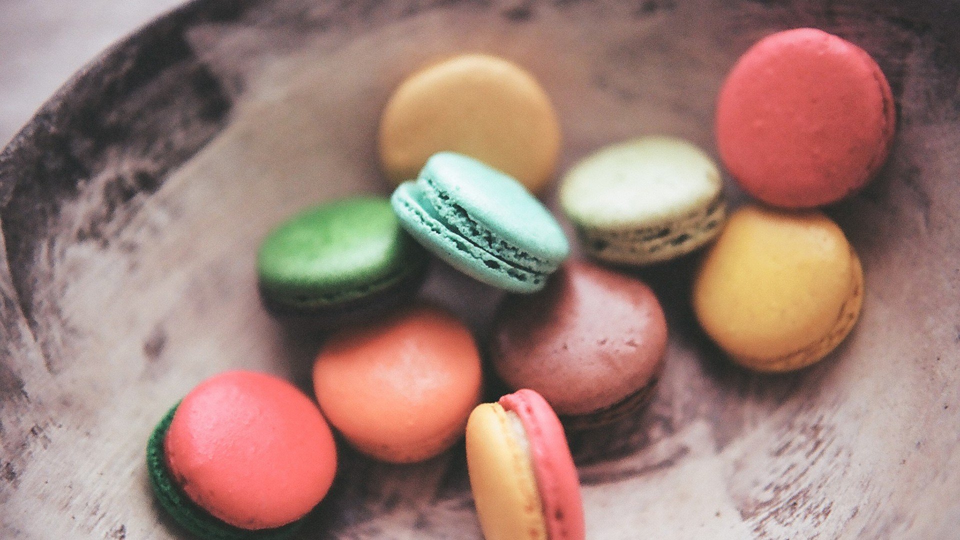 美食  清新 一口一口吃掉忧愁 食物 甜点 糕点 吃货 马卡龙 色彩