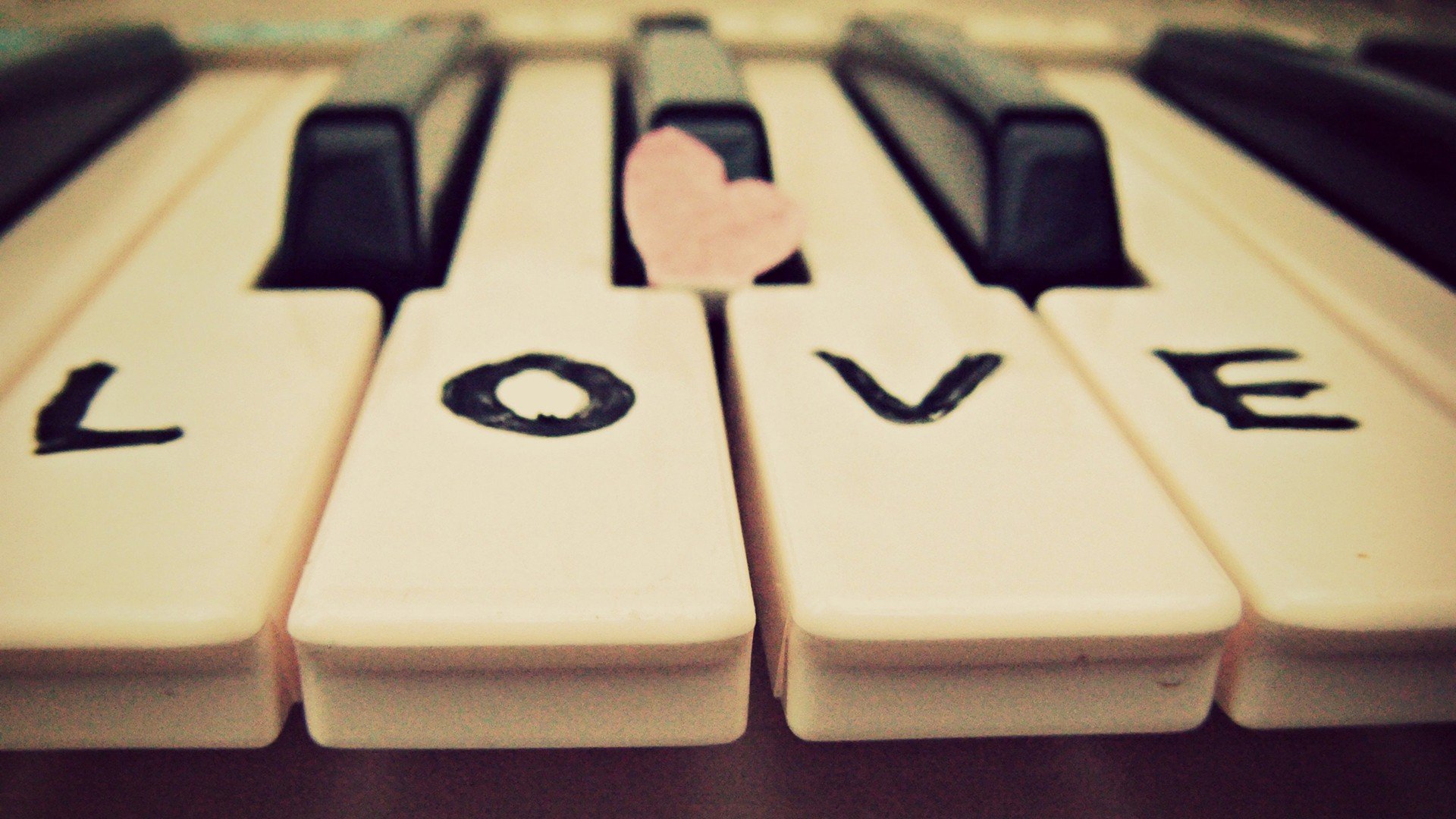 浪漫 爱情 幸福 温馨 love 幸福可以来的慢一些 心 折纸