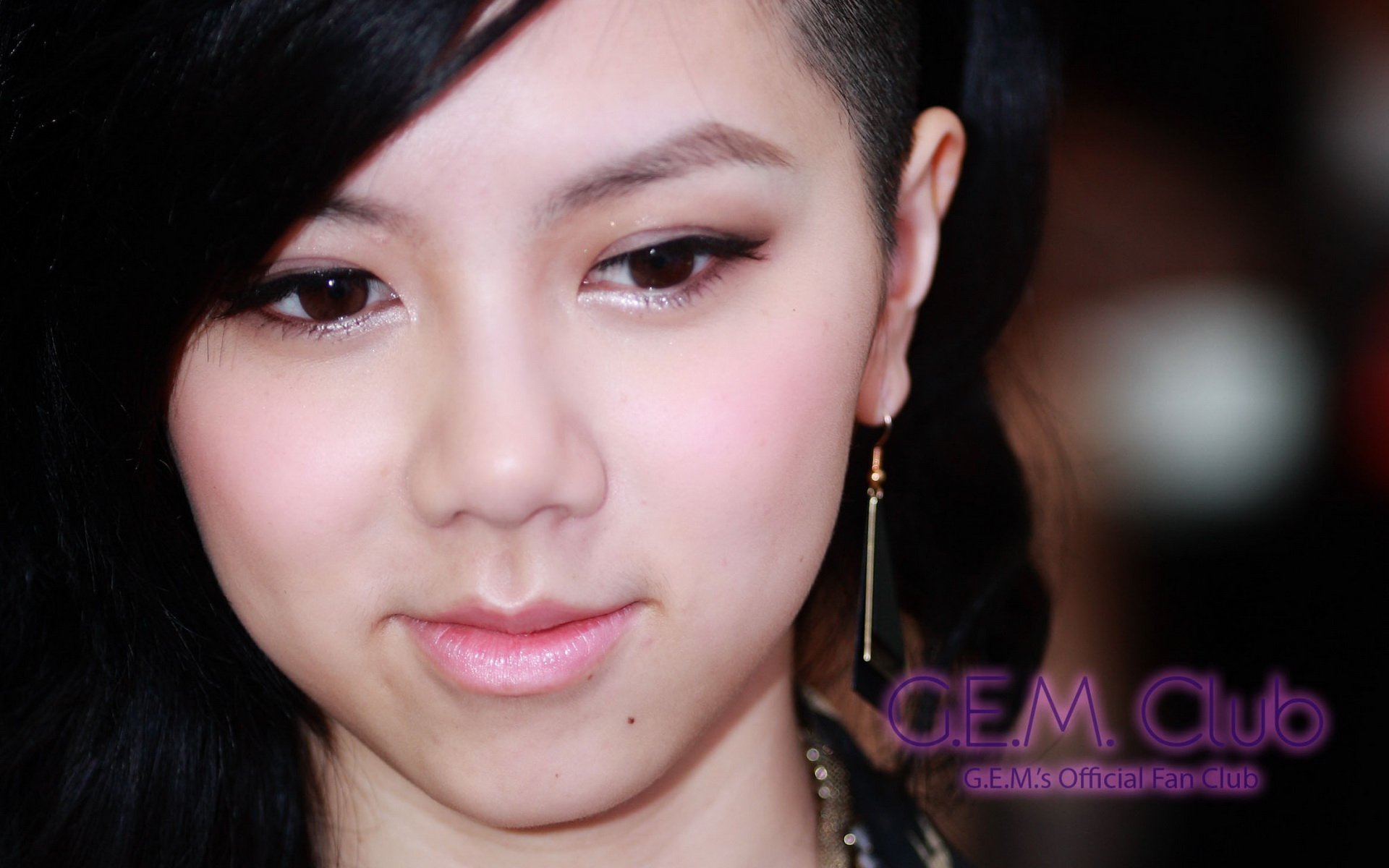 明显 美女 邓紫棋 歌手