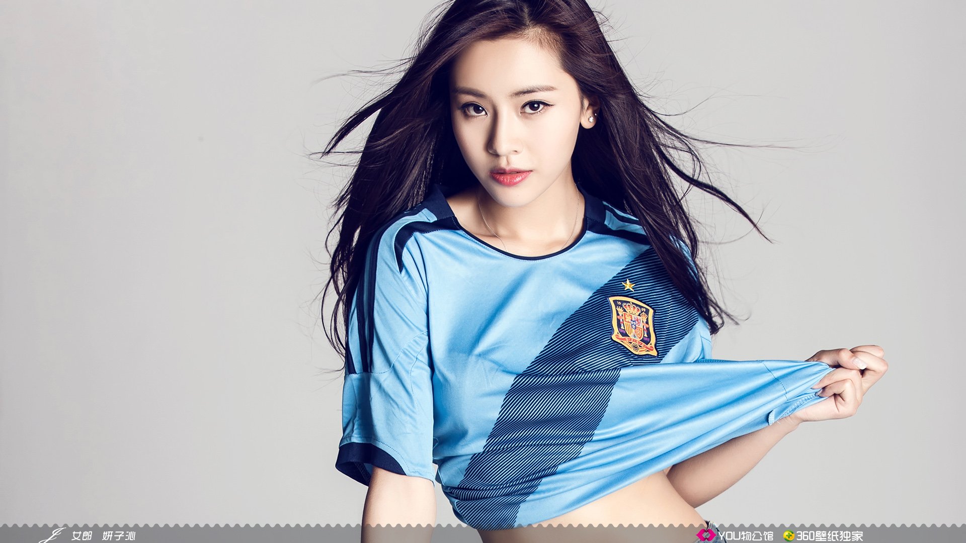 YOU物公馆  @YOU物公馆官博 美女 YOU物馆 足球宝贝 世界杯 西班牙队 J女郎 妍子沁