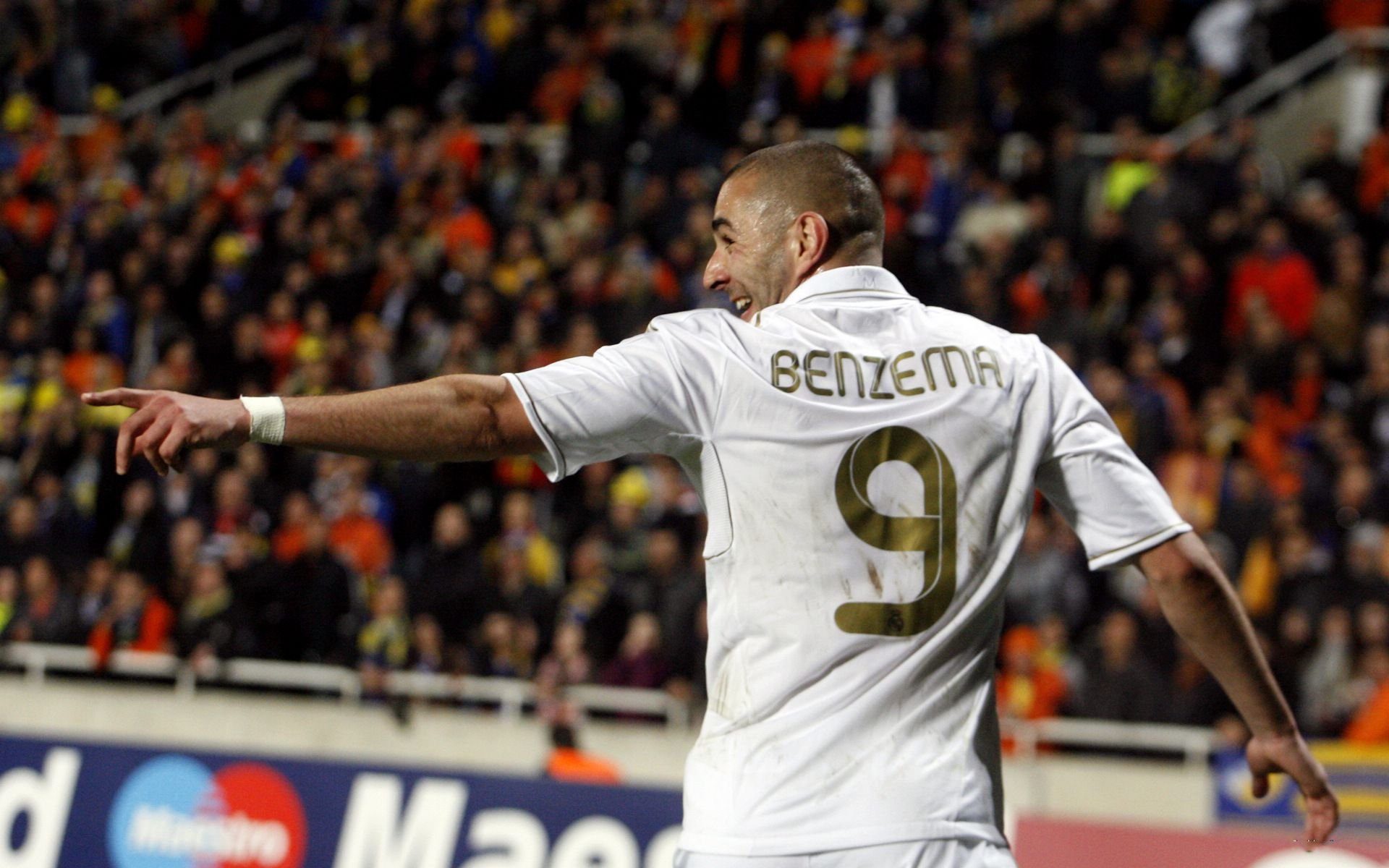 世界杯 体育 运动 巴西世界杯 帅哥 本泽马