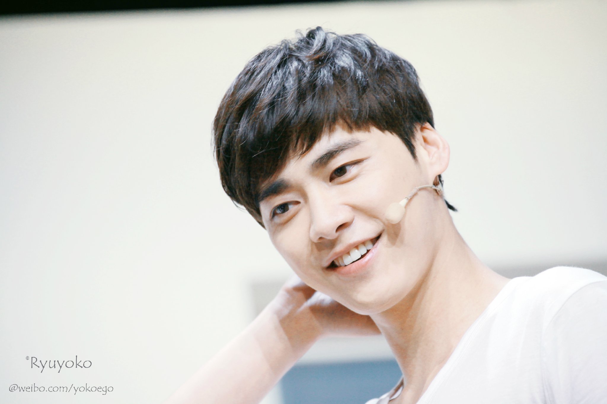 明星 帅哥 李易峰 国民校草