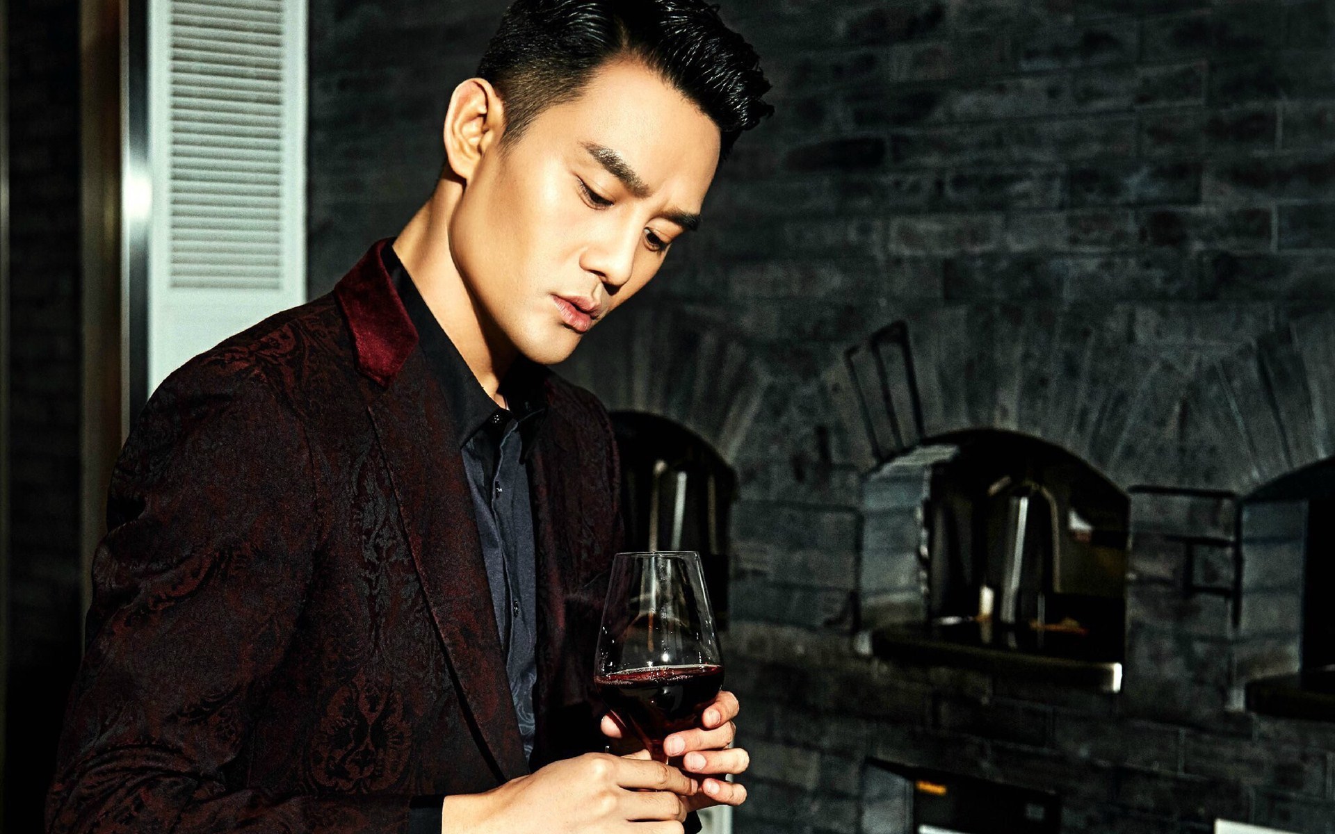 王凯 帅哥 明星 宽屏 小鲜肉