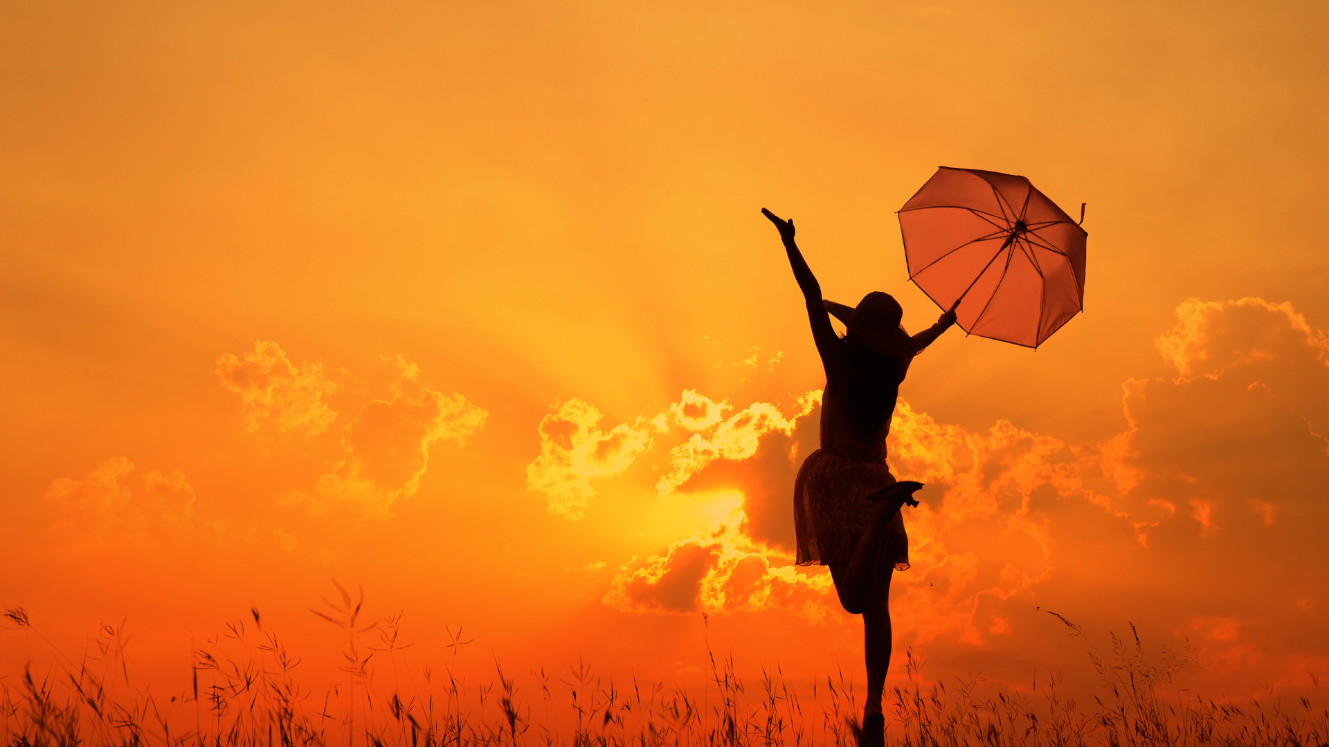 美女   雨伞  唯美  雨中美女    可爱