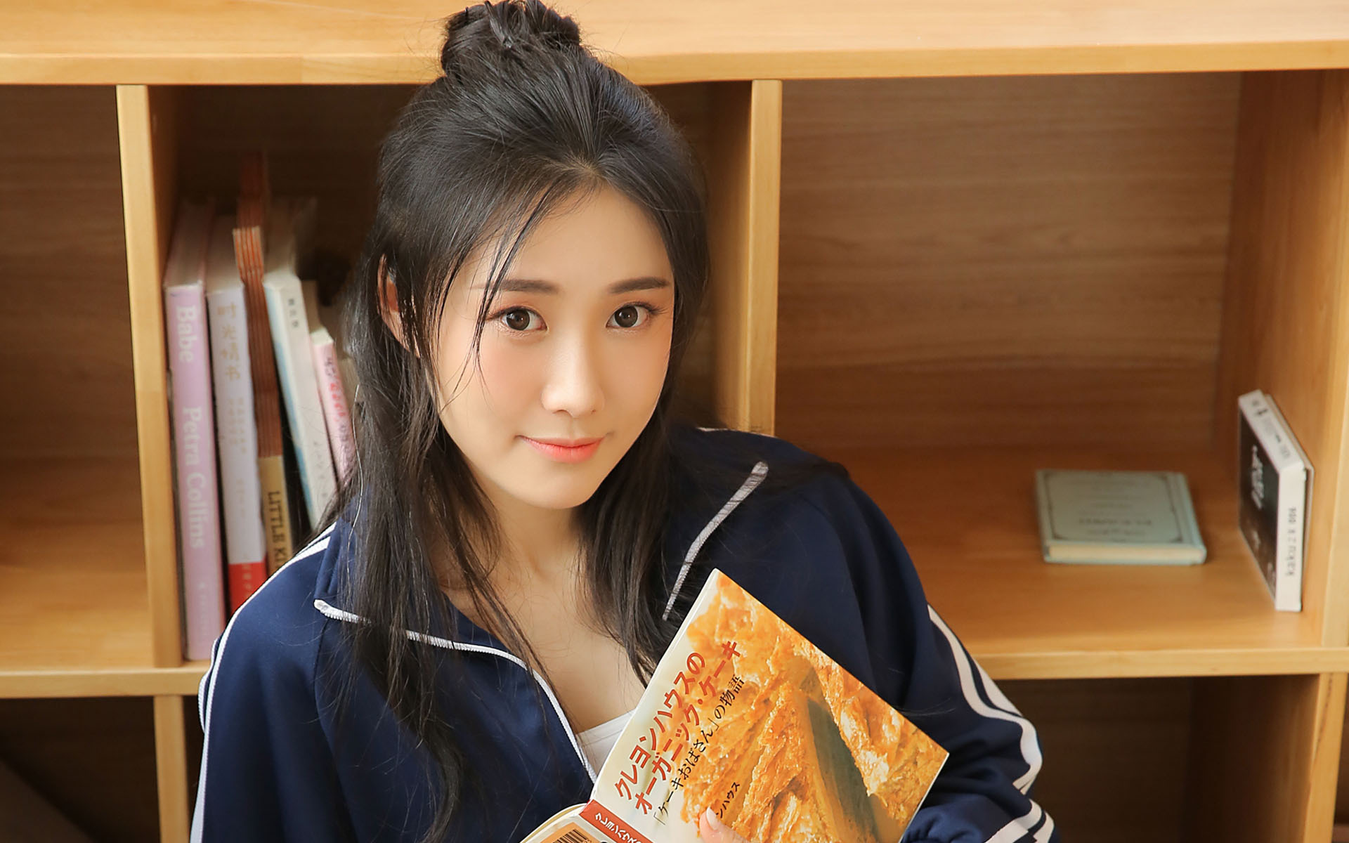 清纯  运动服美少女  氧气  清新  阳光