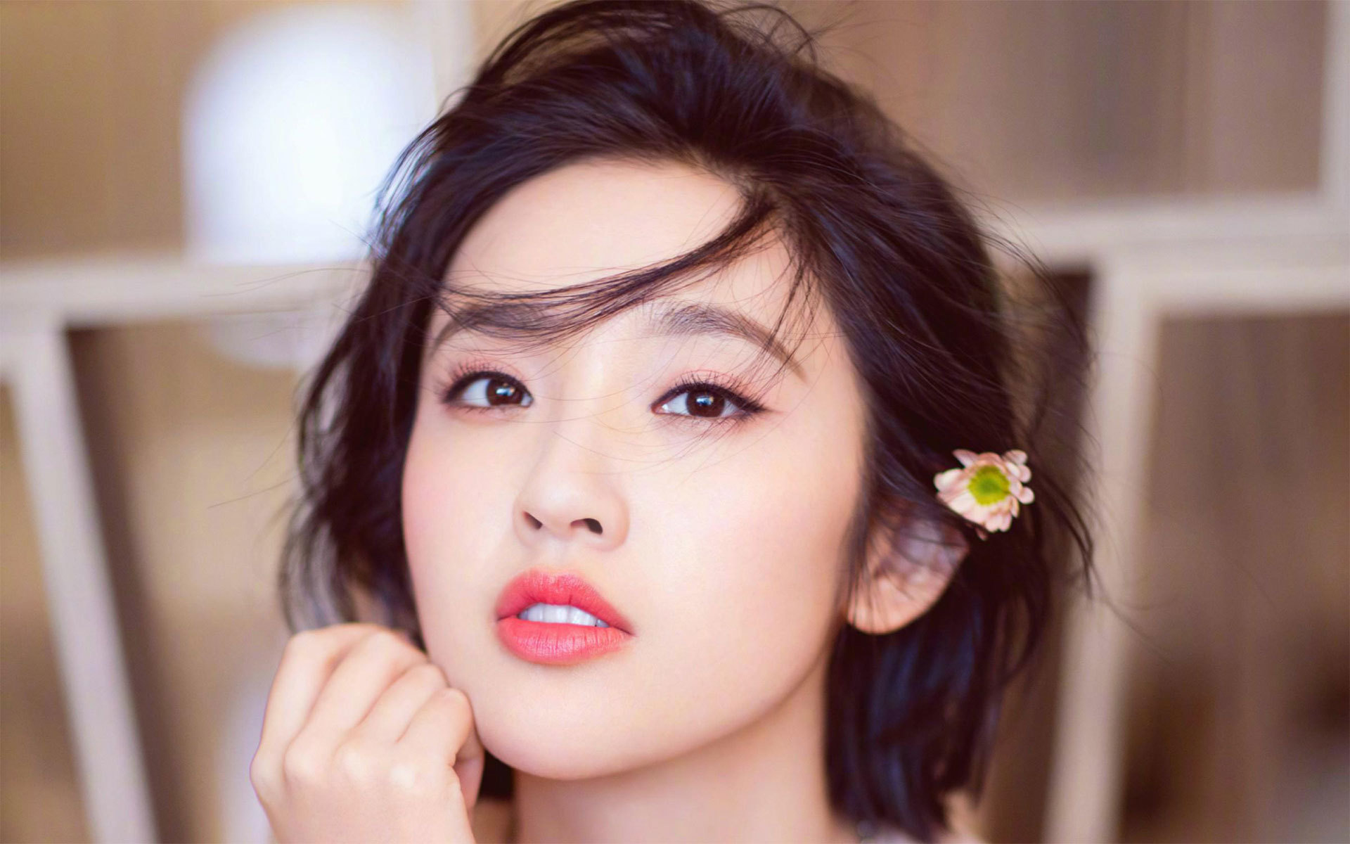 明星风尚 唐艺昕