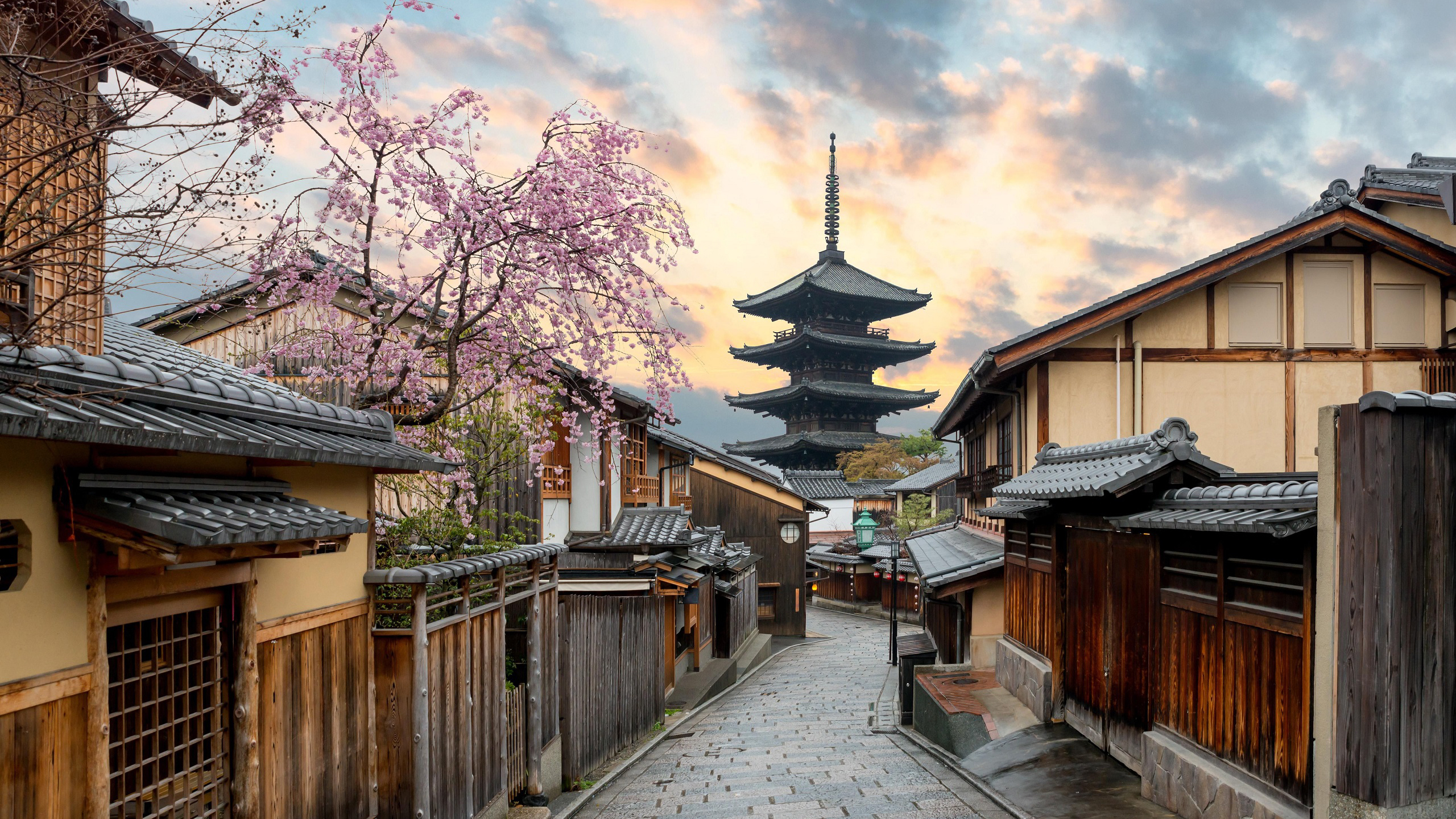 日本 街道 民居