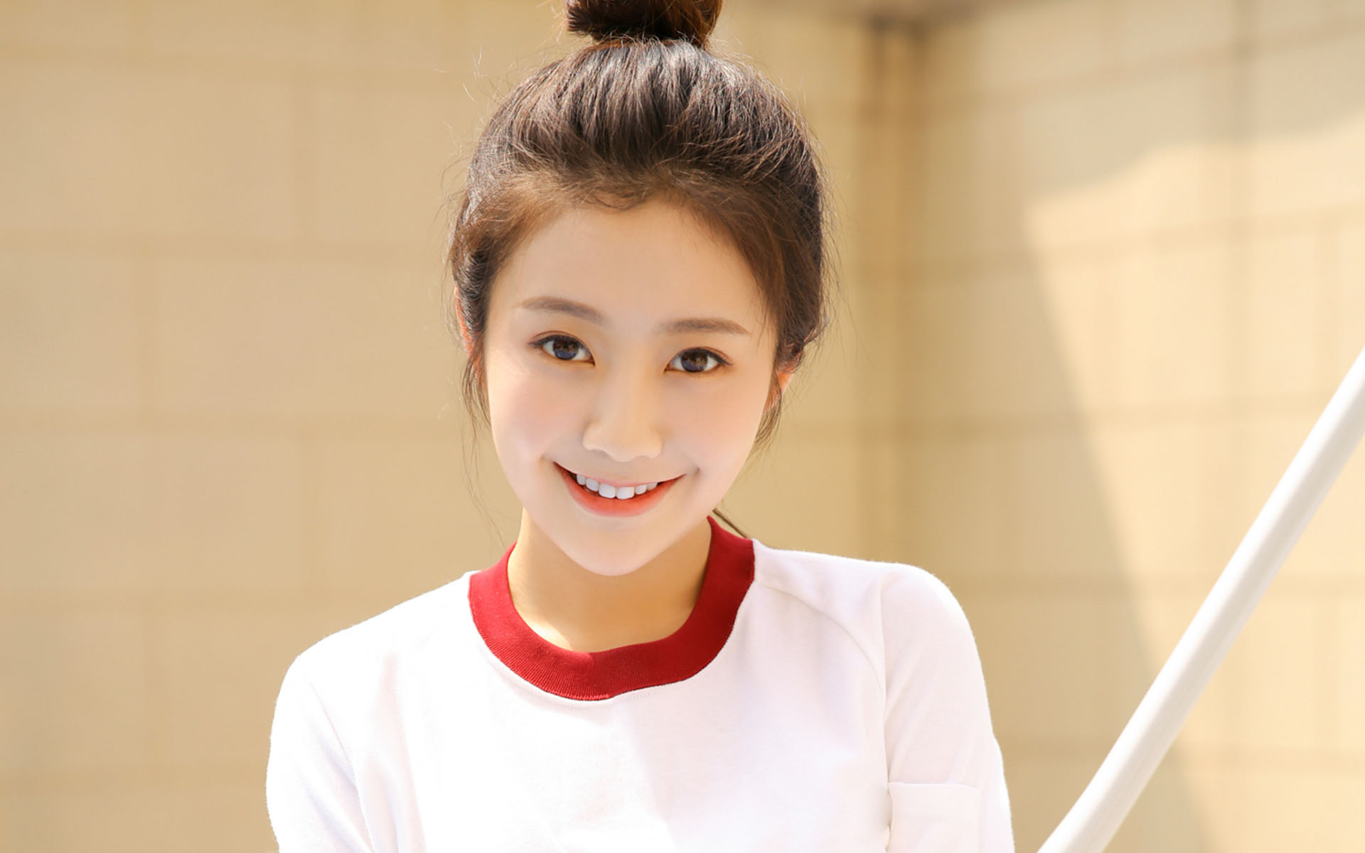 清纯  丸子头美女  学生妹  可爱