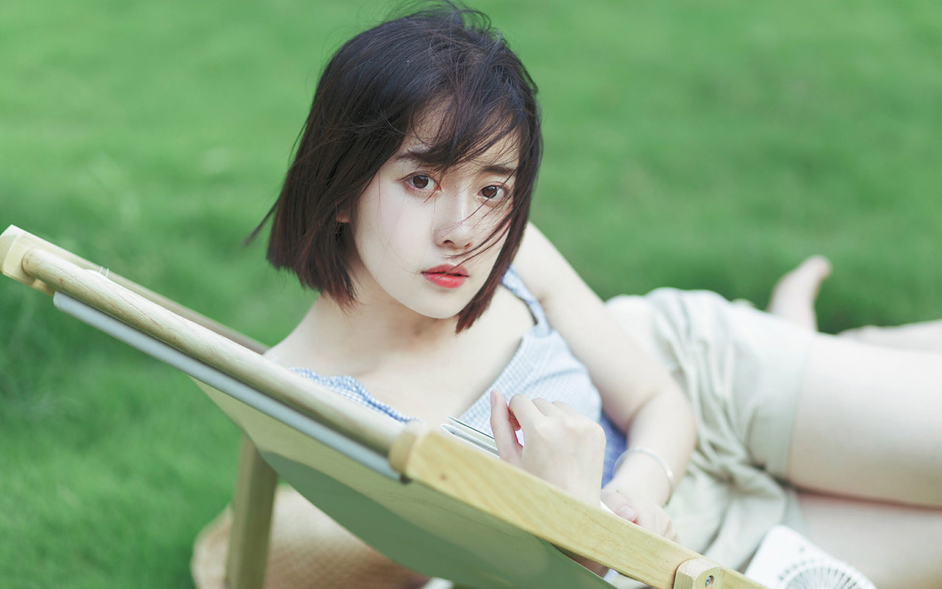 清纯  清新日系  短发  户外  文艺