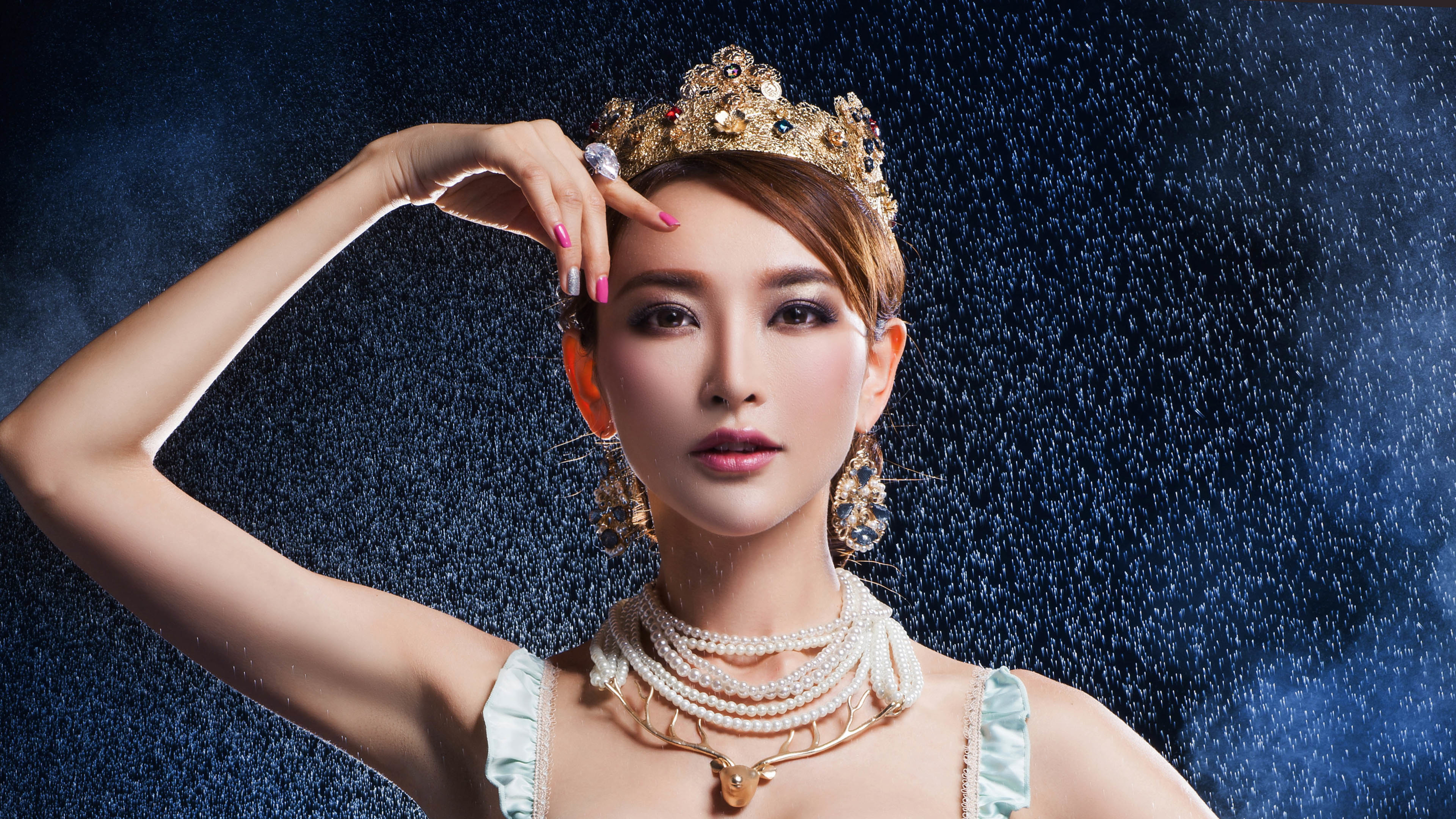 性感女神 皇冠 项链