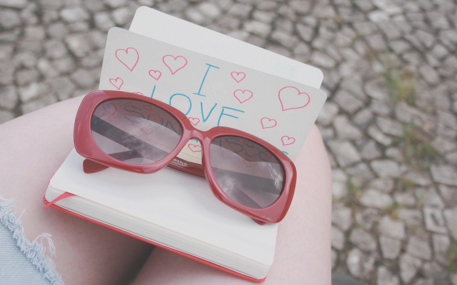 爱情箴言  爱要写出来