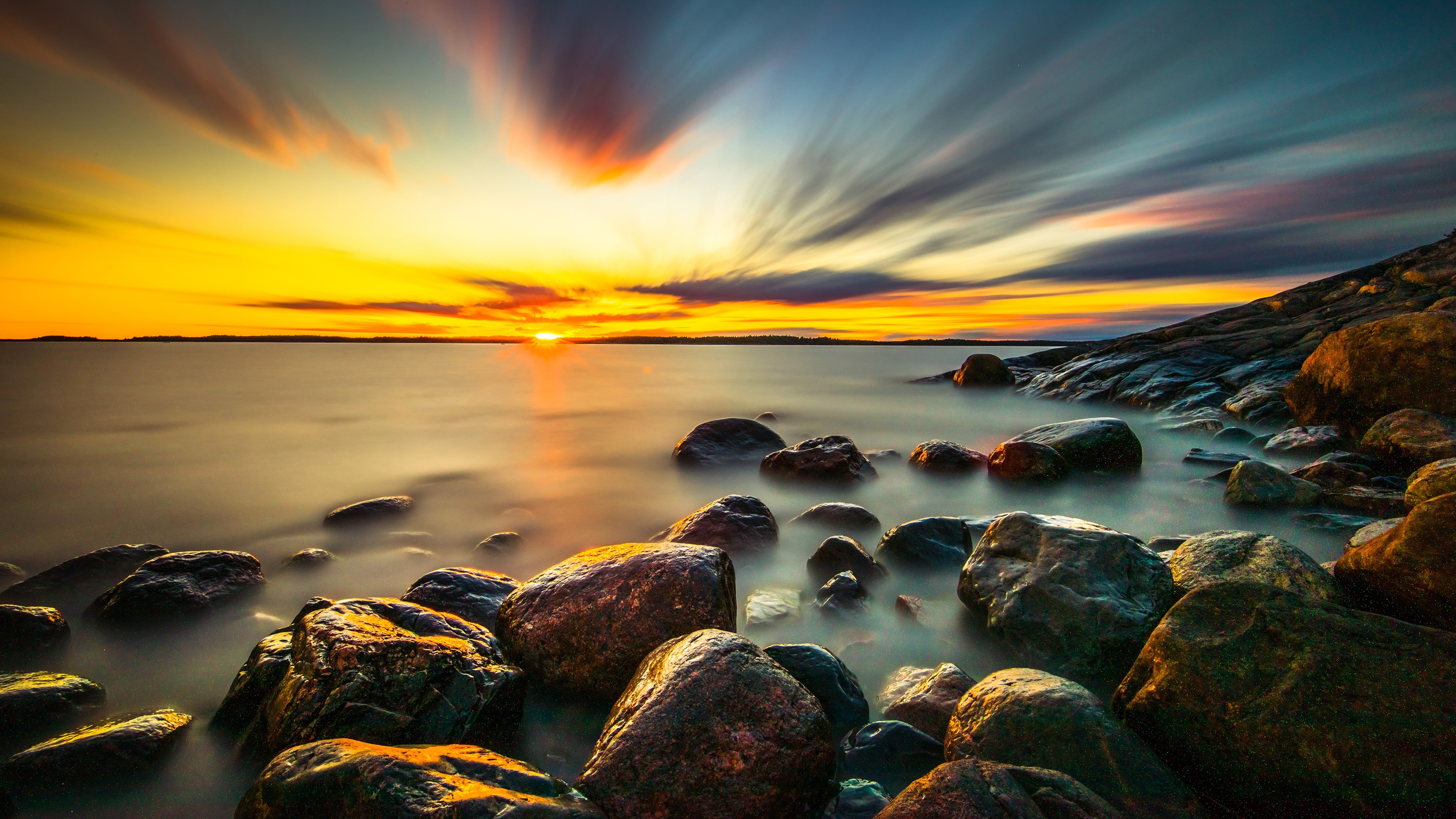 礁石 日落 河流