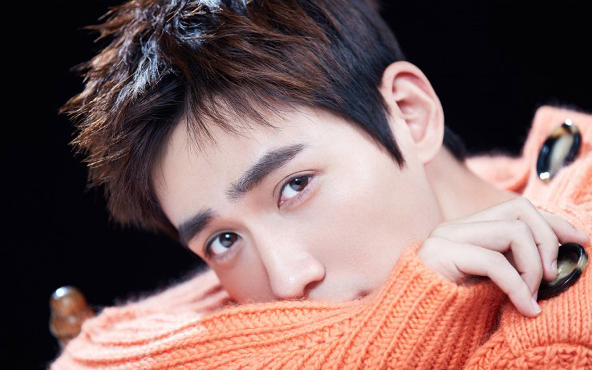 明星风尚 朱一龙