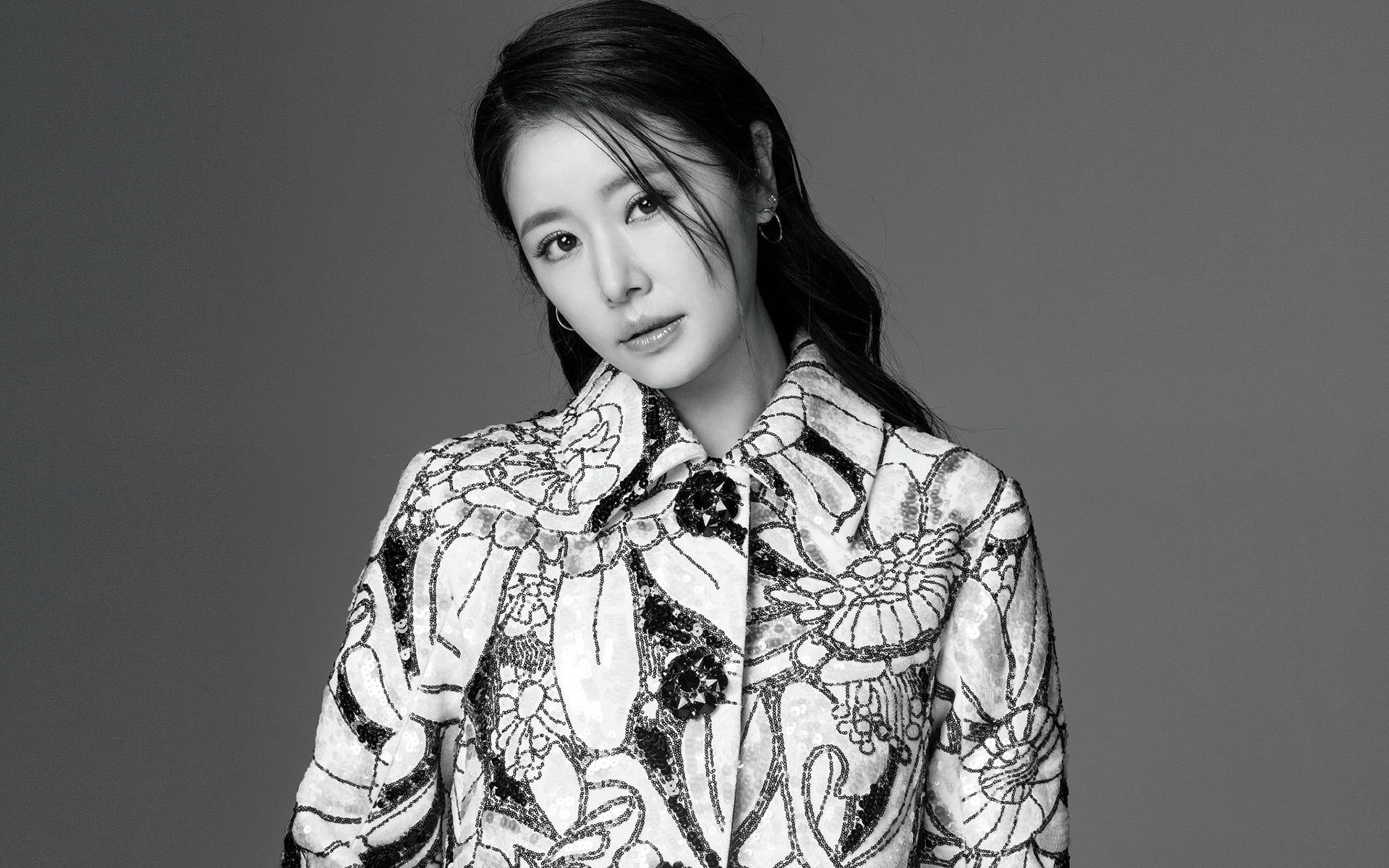 林心如 悦己杂志 黑白写真