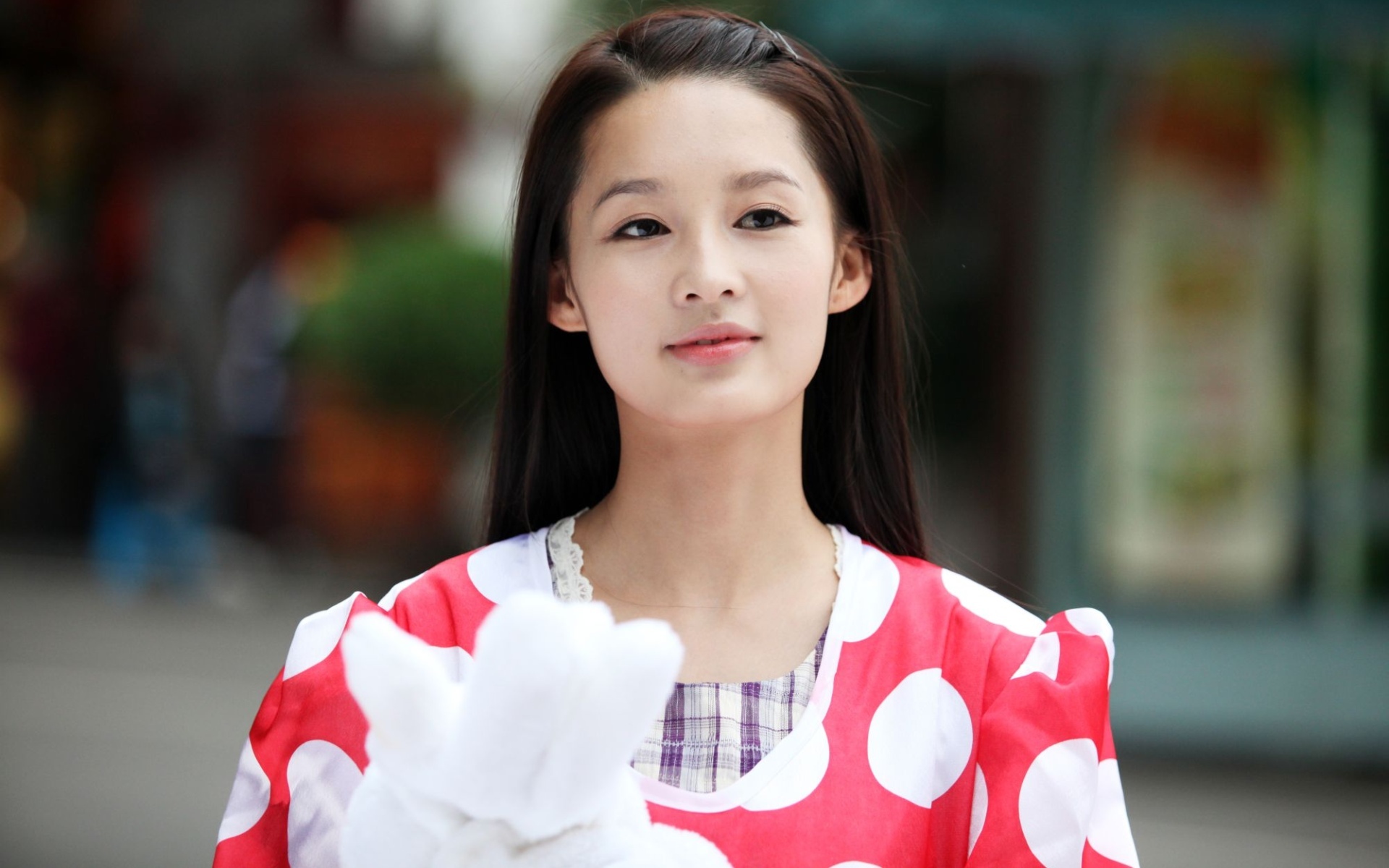 李沁 红楼梦 薛宝钗 演员 气质美女 明星