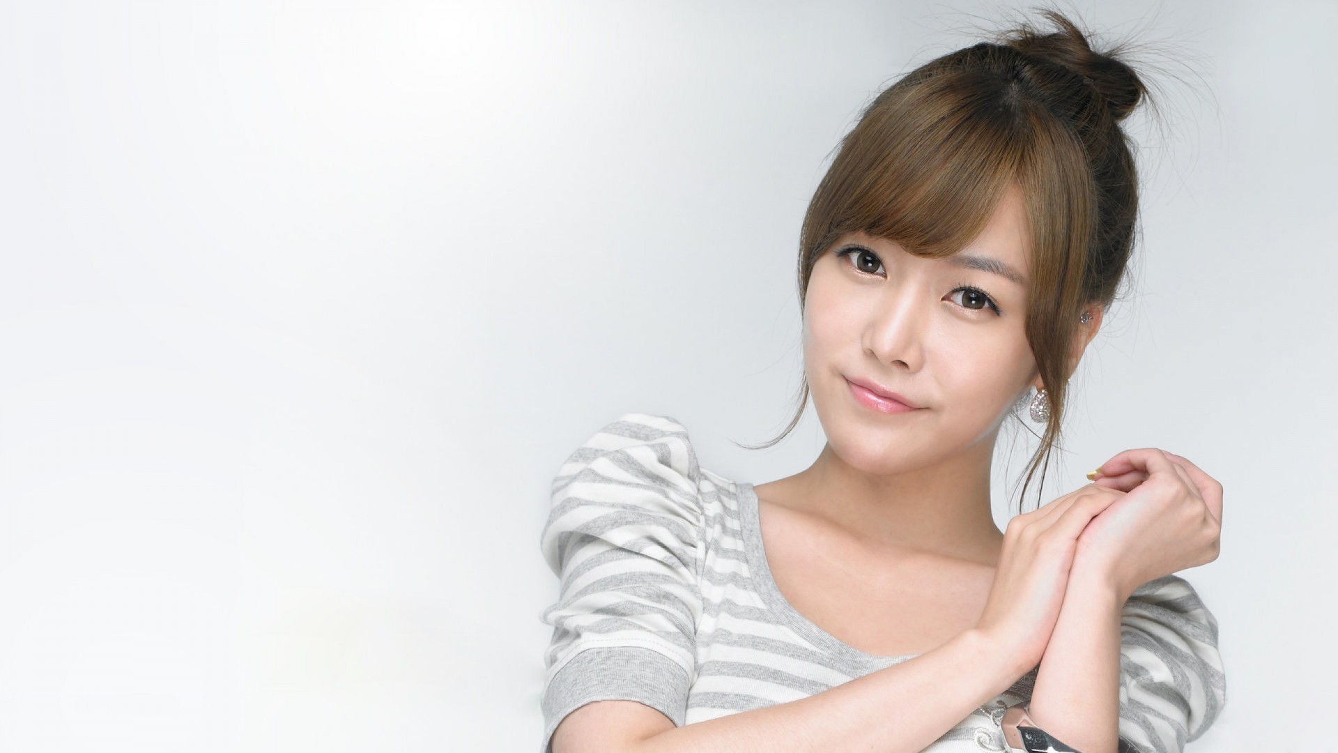 清纯 Tara 朴素妍