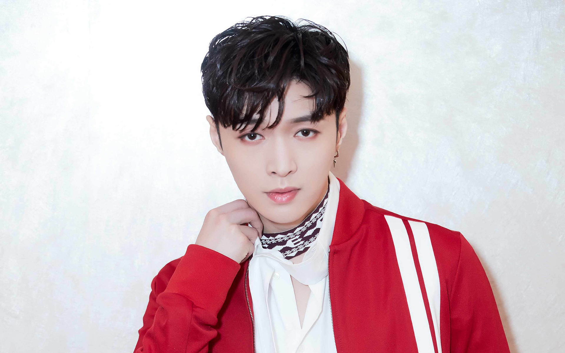 内地明星 张艺兴