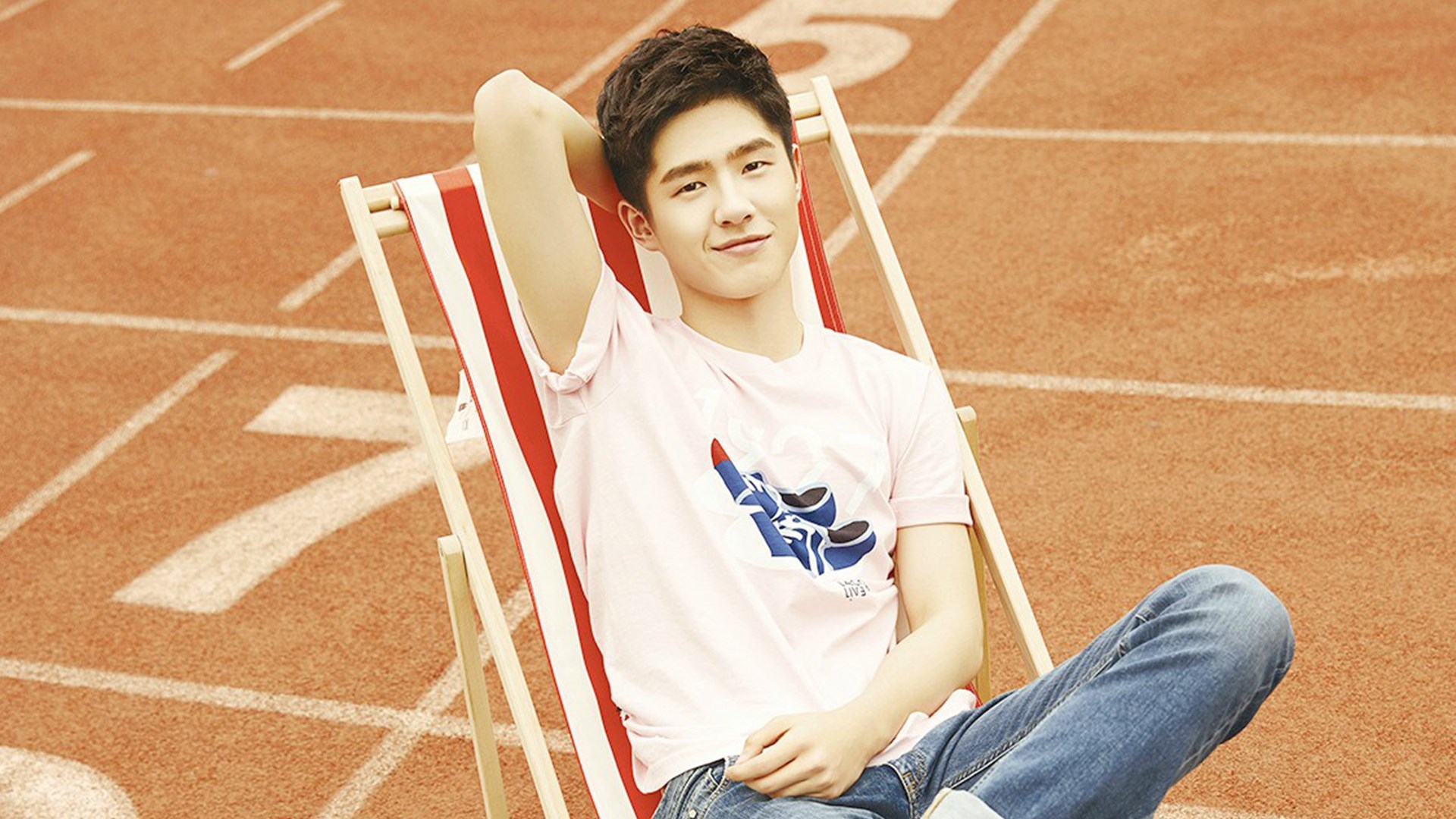 刘昊然 演员 小鲜肉 活力四射 明星