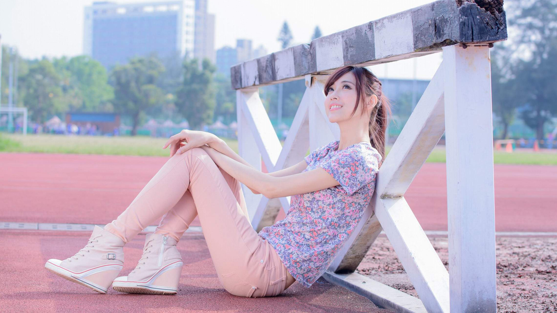 清纯 校园 操场