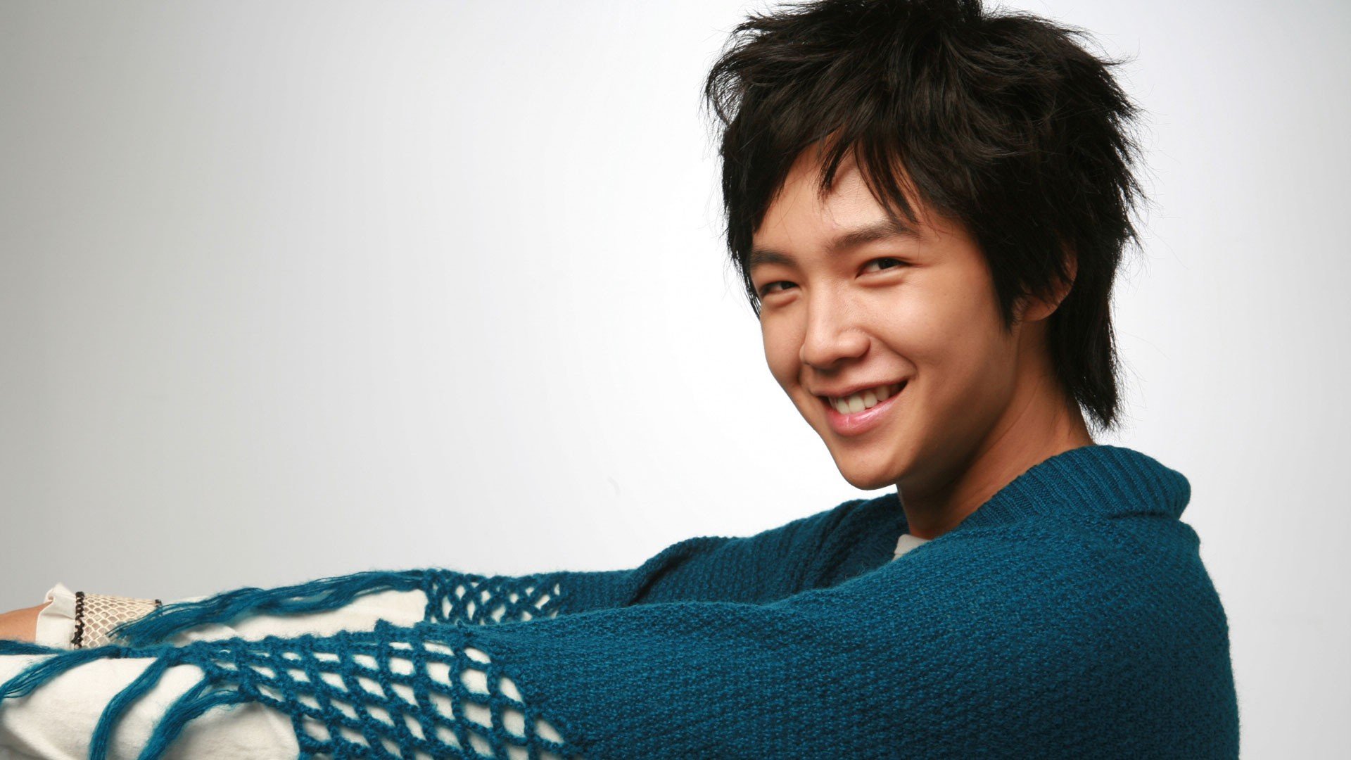 明星 韩国 韩星 演员 张根硕 帅哥