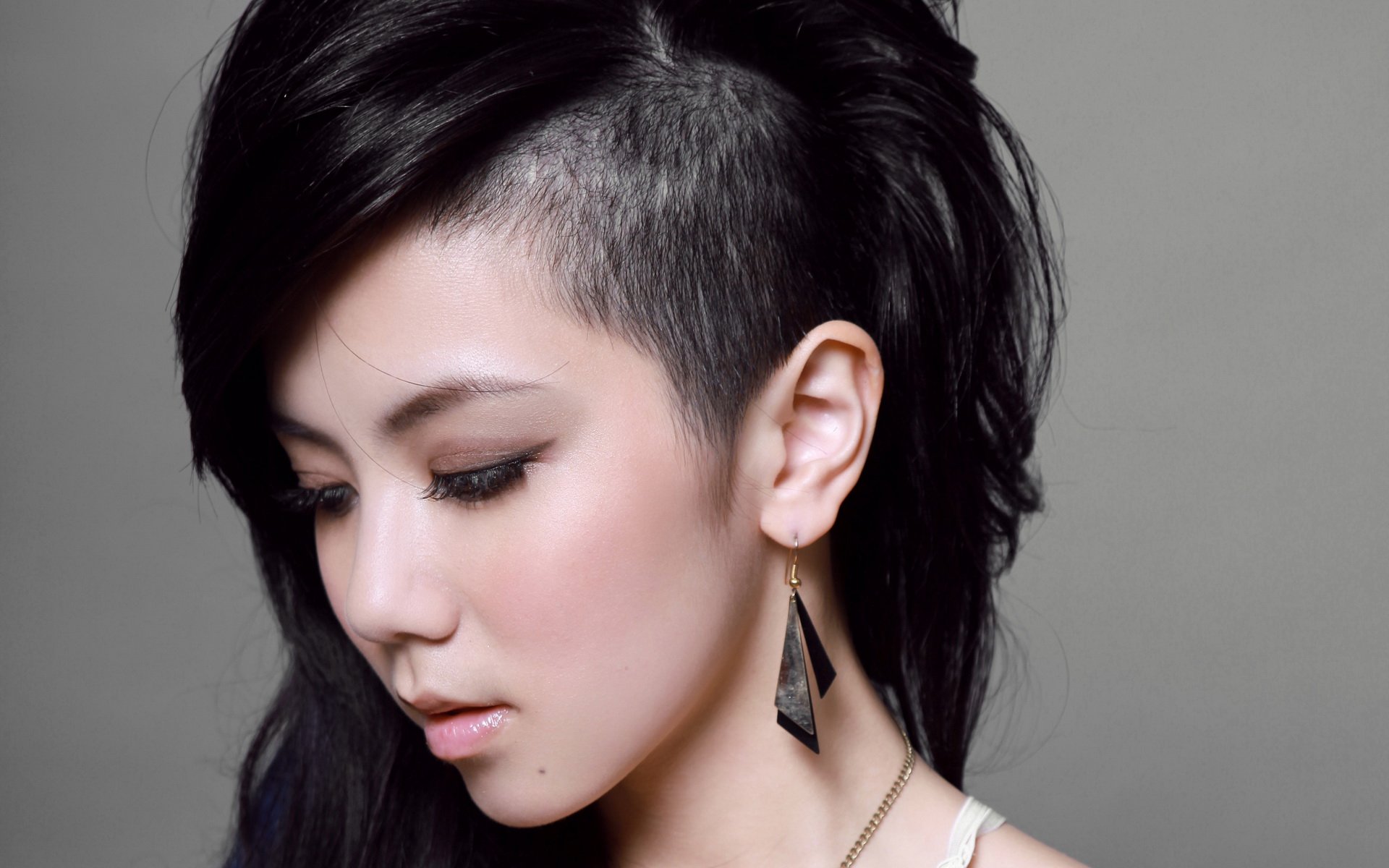 明显 美女 邓紫棋 歌手