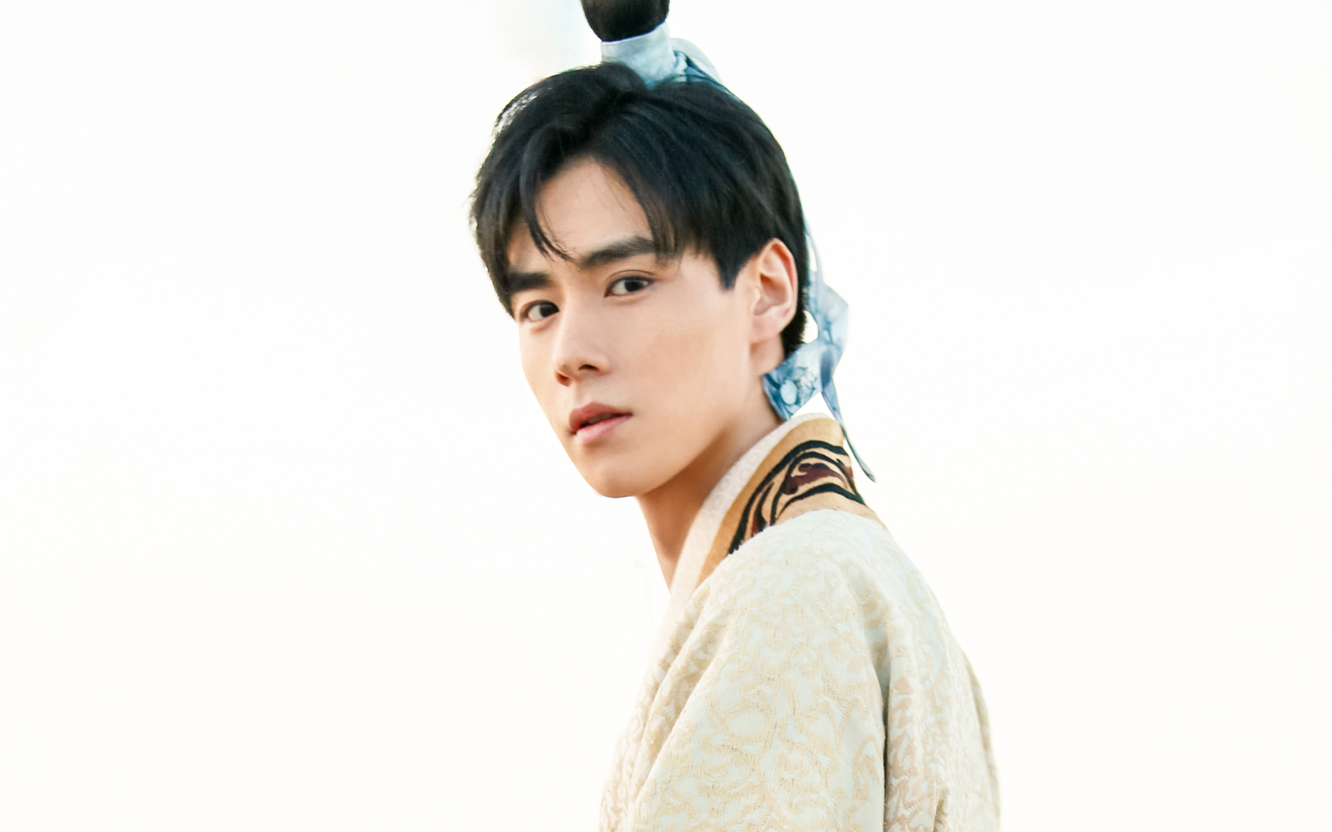 明星风尚 胡一天