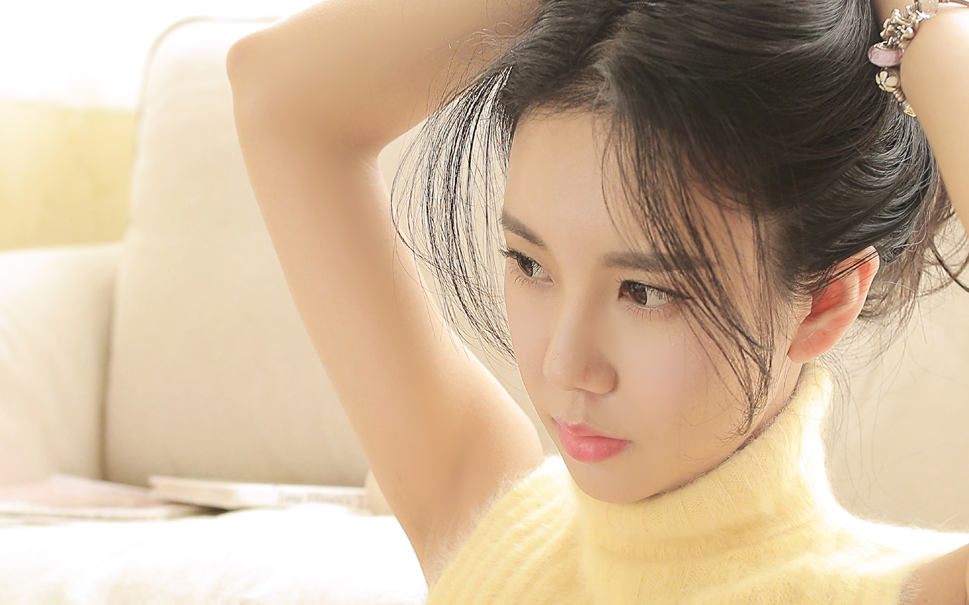 清纯  居家  美女  长发  成熟  气质