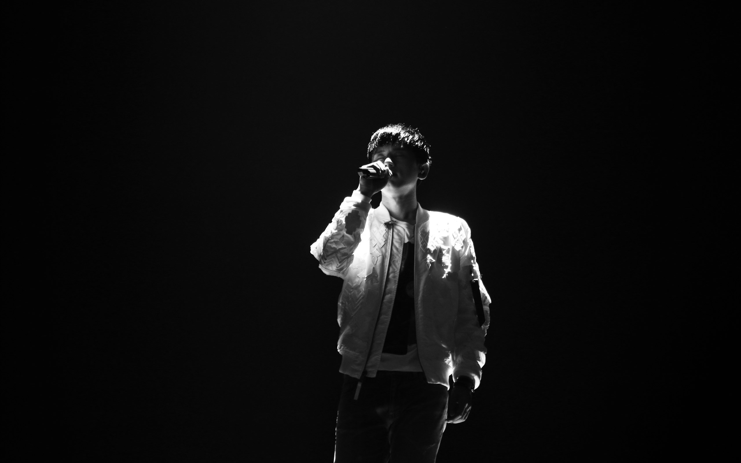 张杰 黑白 演唱会