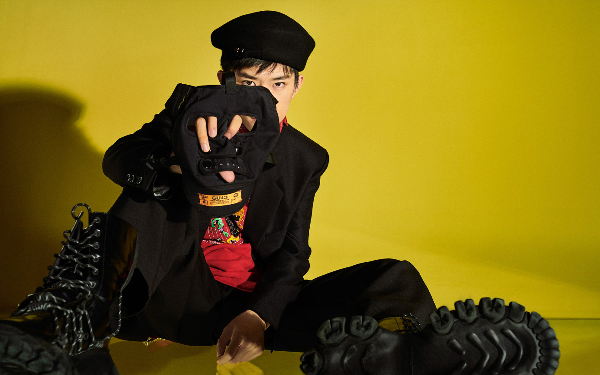 明星风尚 易烊千玺