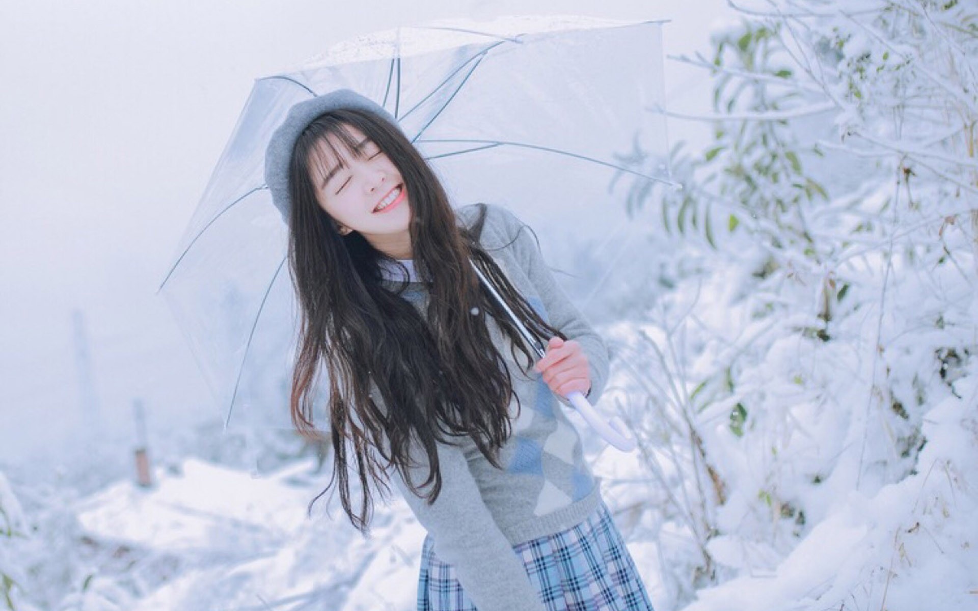 清纯 雪中 美女 可爱