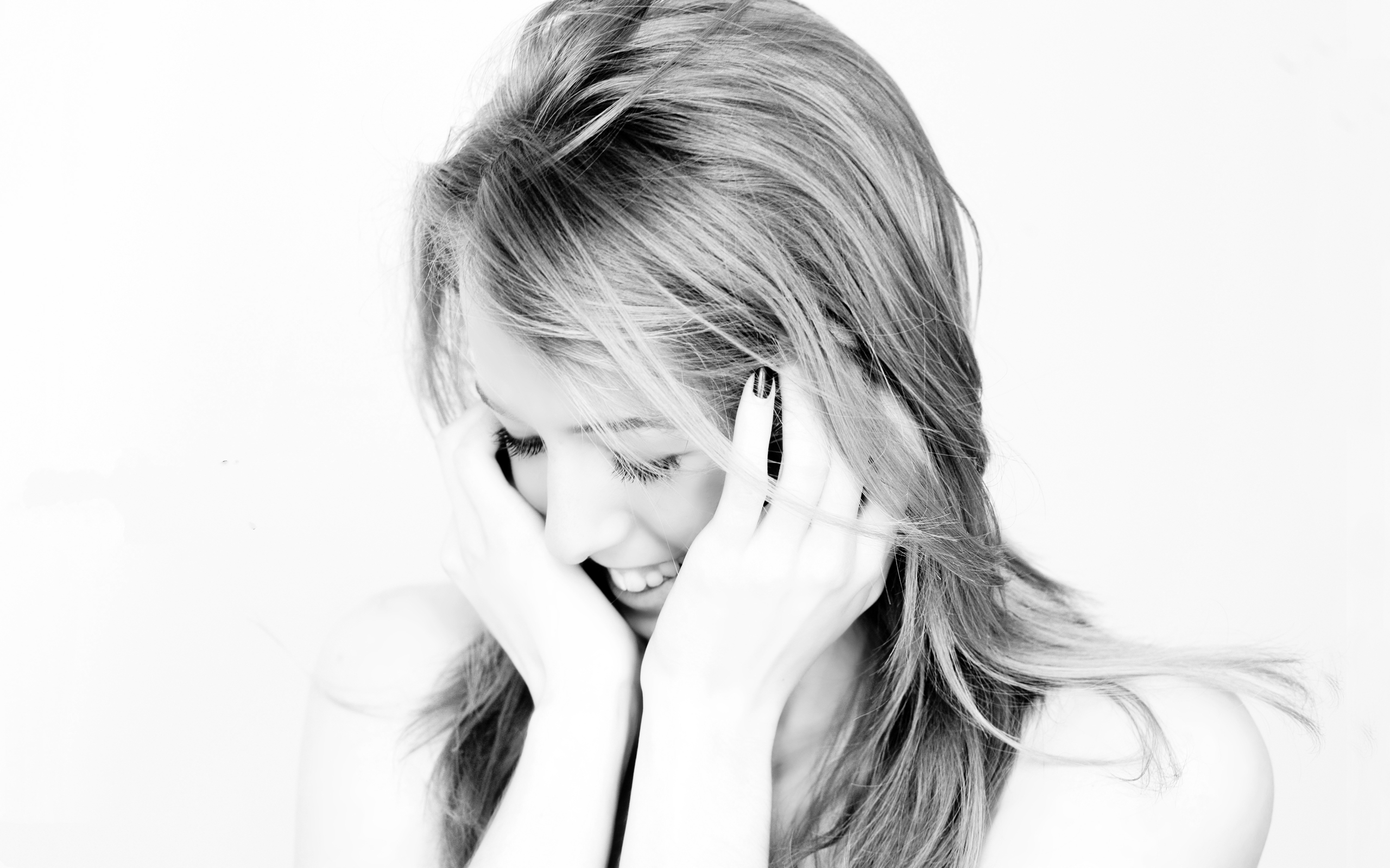 欧美女神 微笑 黑白