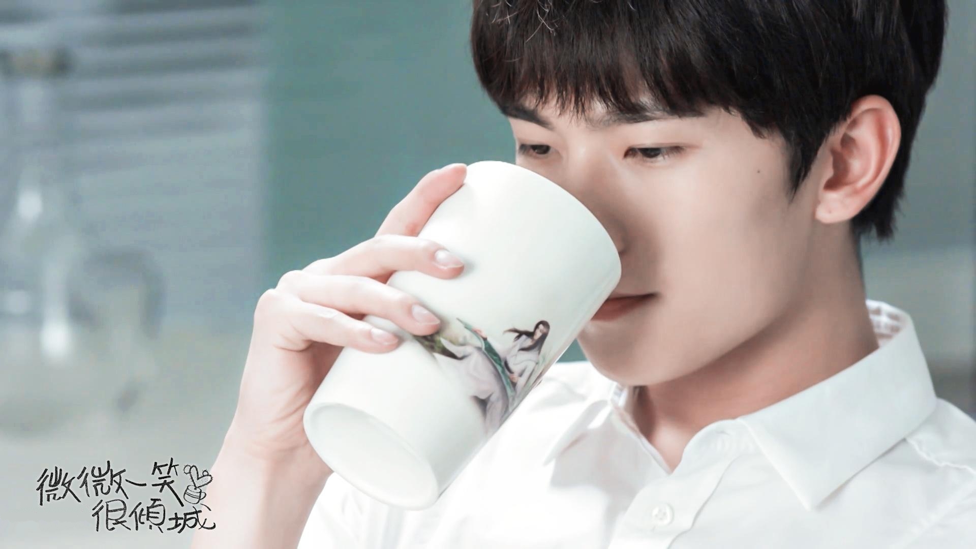 杨洋 微微一笑很倾城