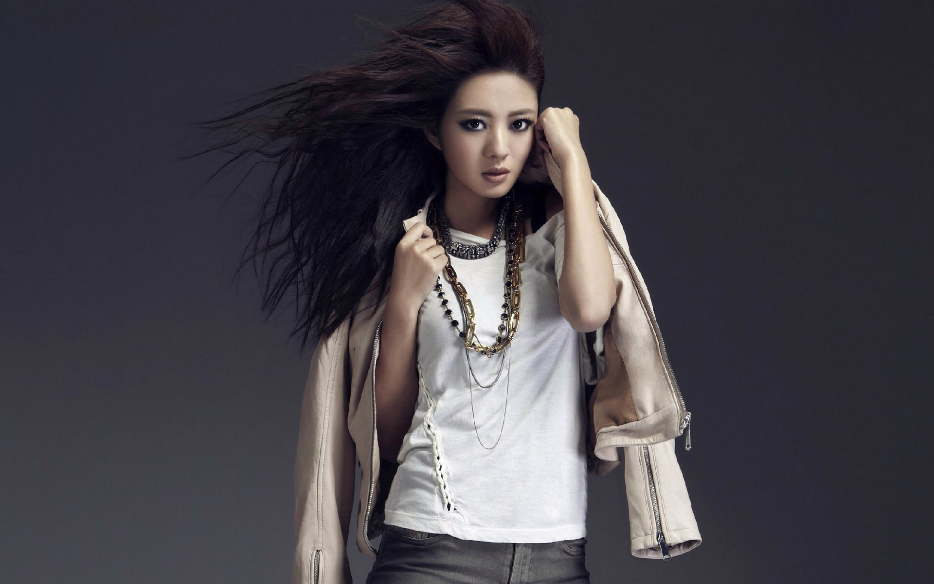 安以轩  演员   歌手   美女   明星