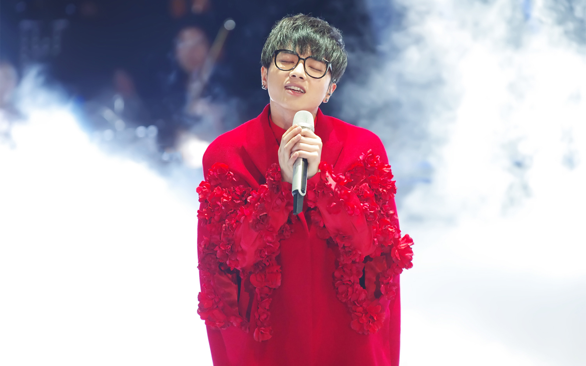 华晨宇 歌手 火星男孩 小鲜肉 明星