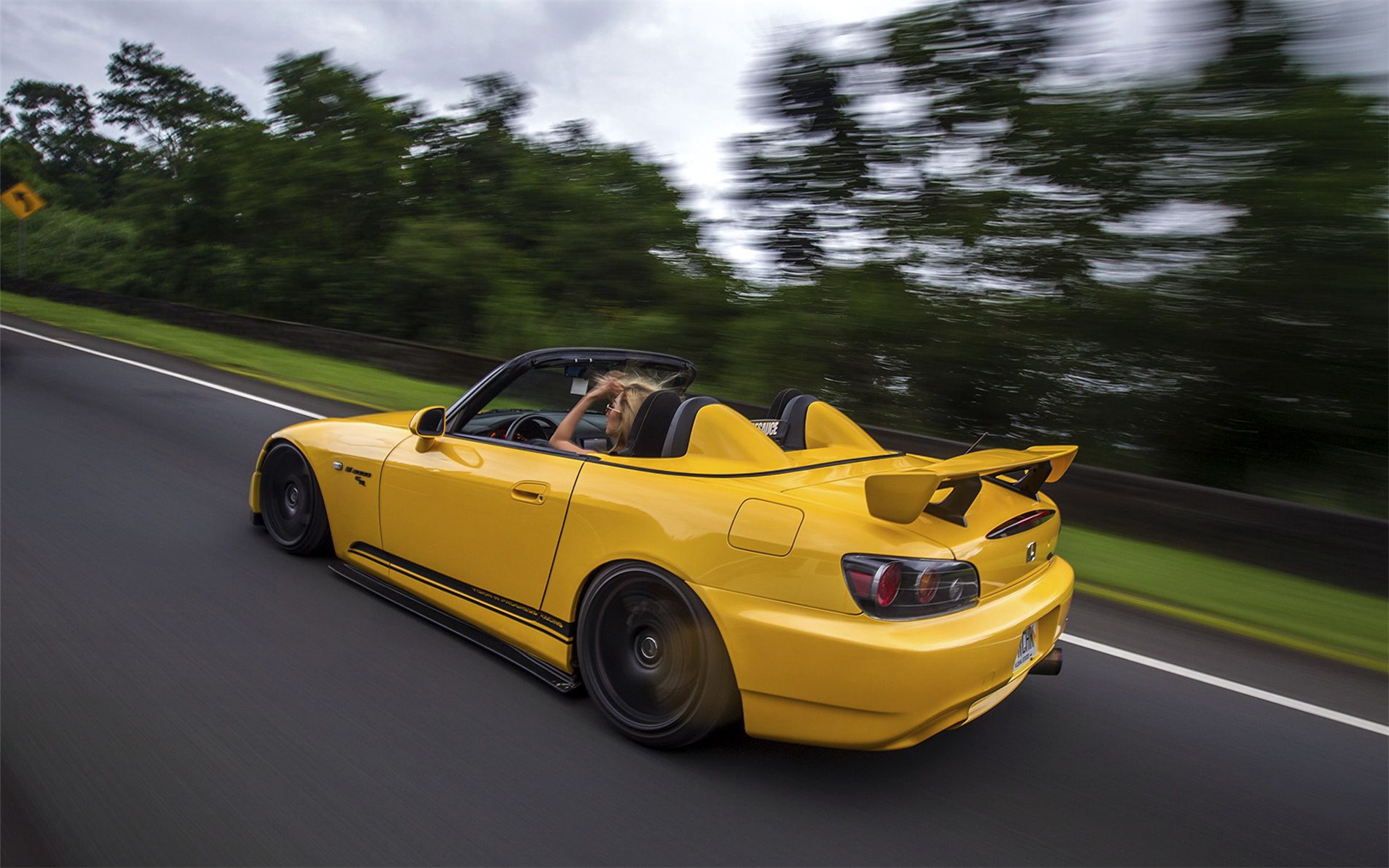 本田 S20003 经典跑车