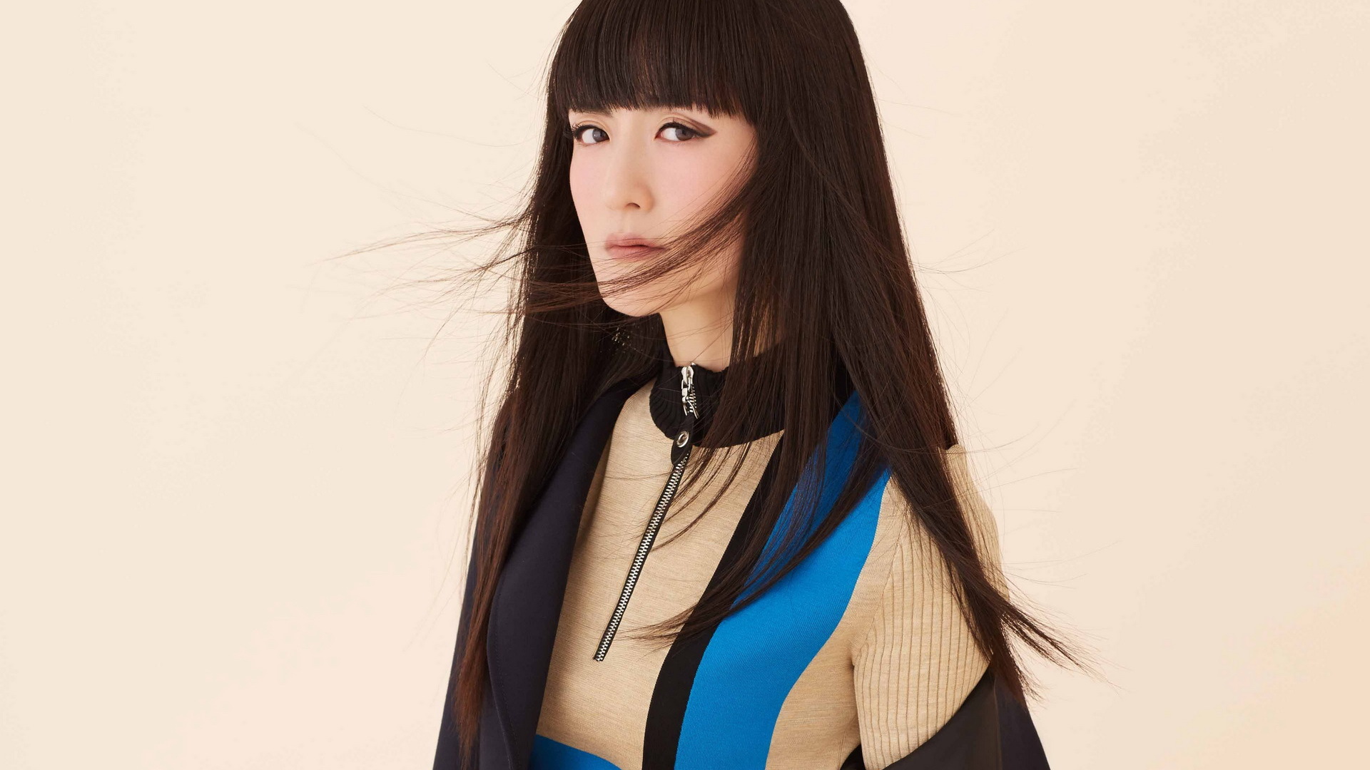 谢娜   主持人   歌手   演员  搞笑美女   明星