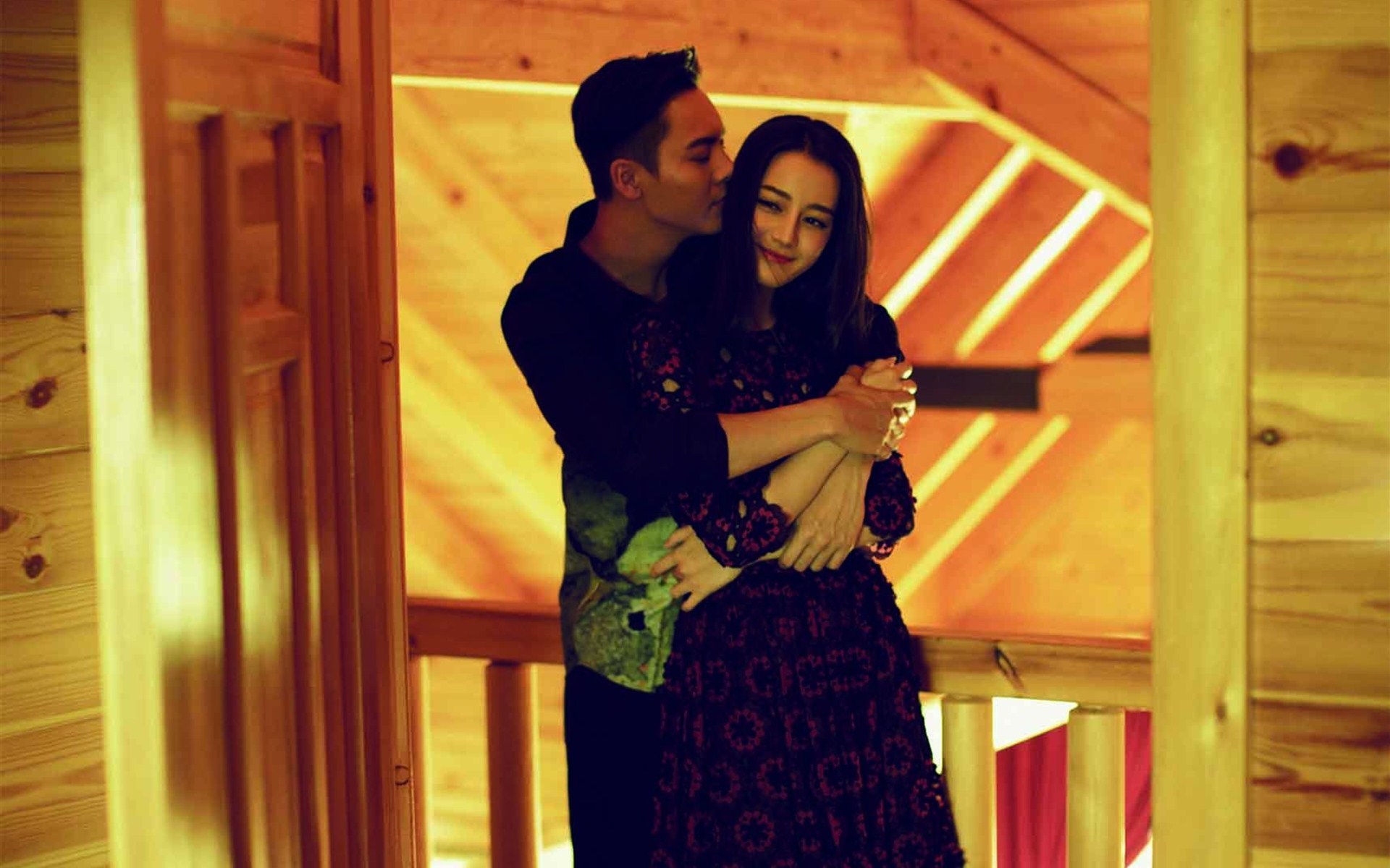 迪丽热巴 陈伟霆 甜蜜 情侣 宽屏