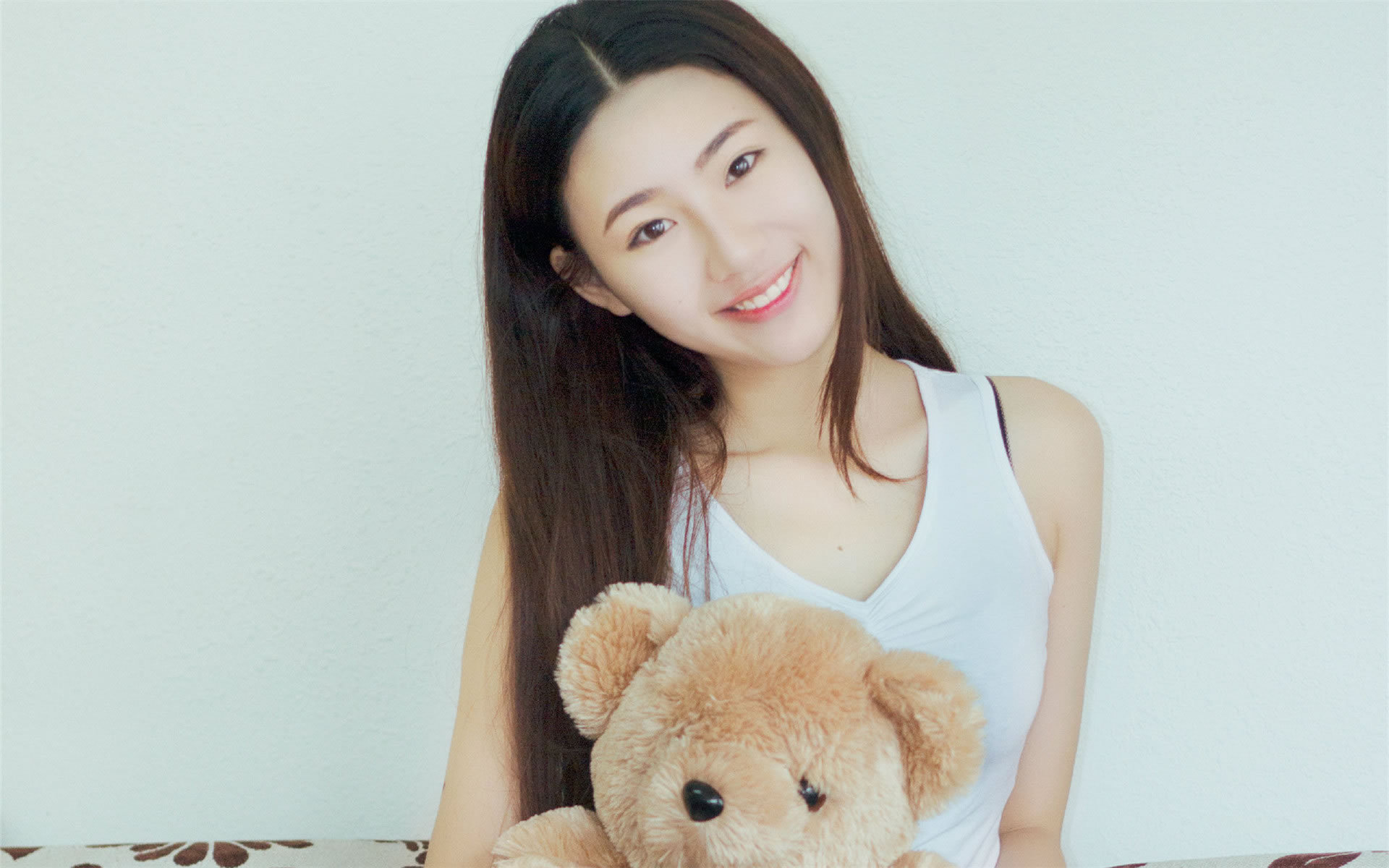 清纯 微笑 布偶 小熊