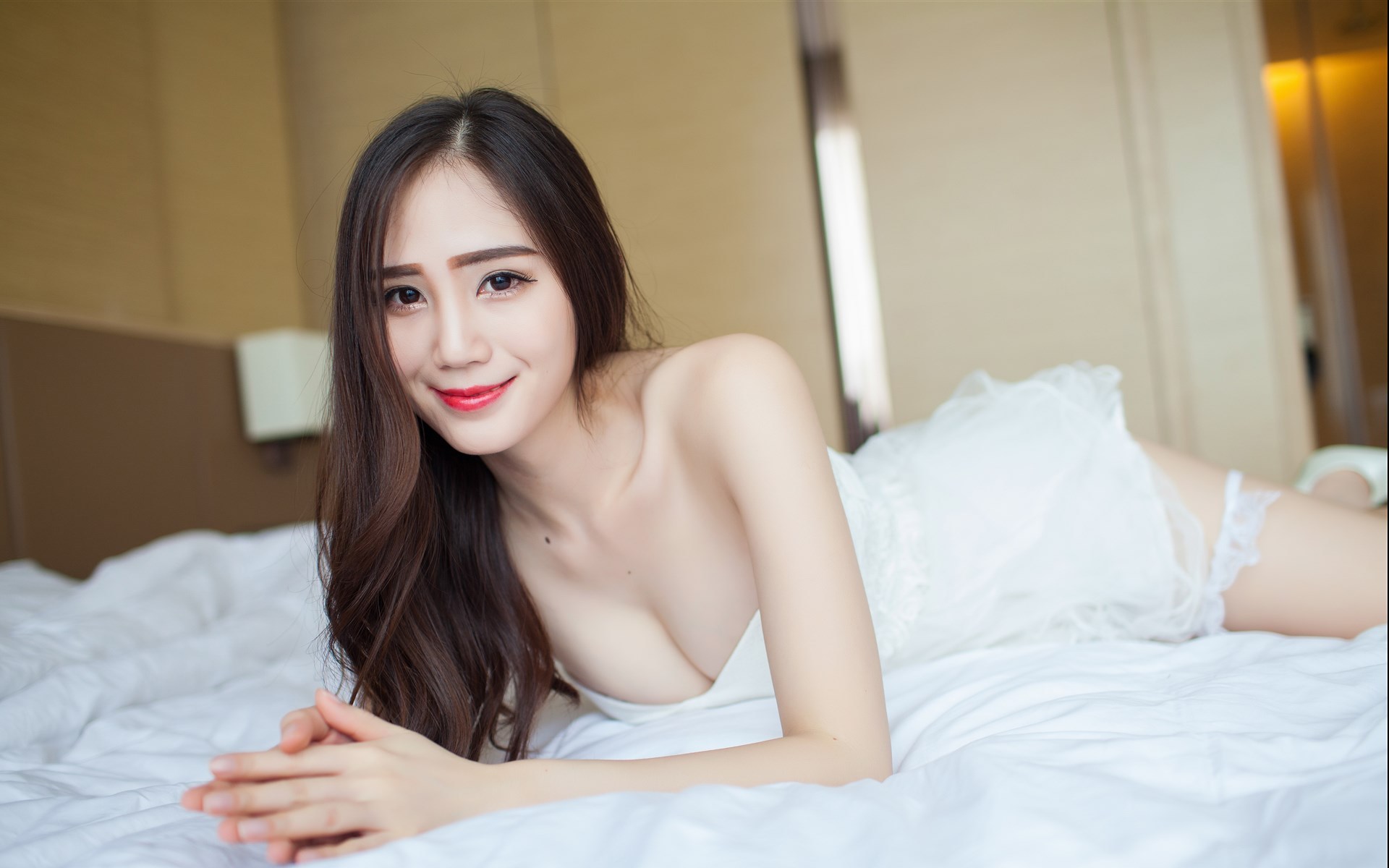 美女 走光 性感