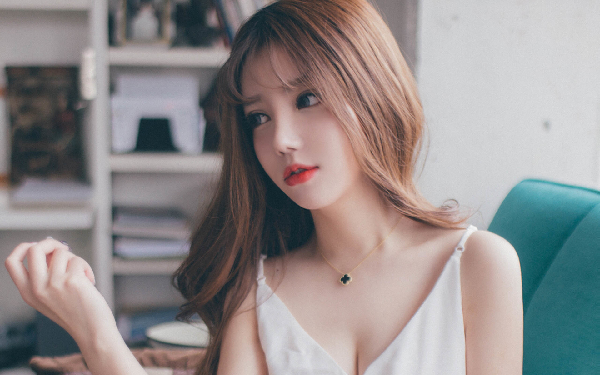 美女 性感女神 红唇